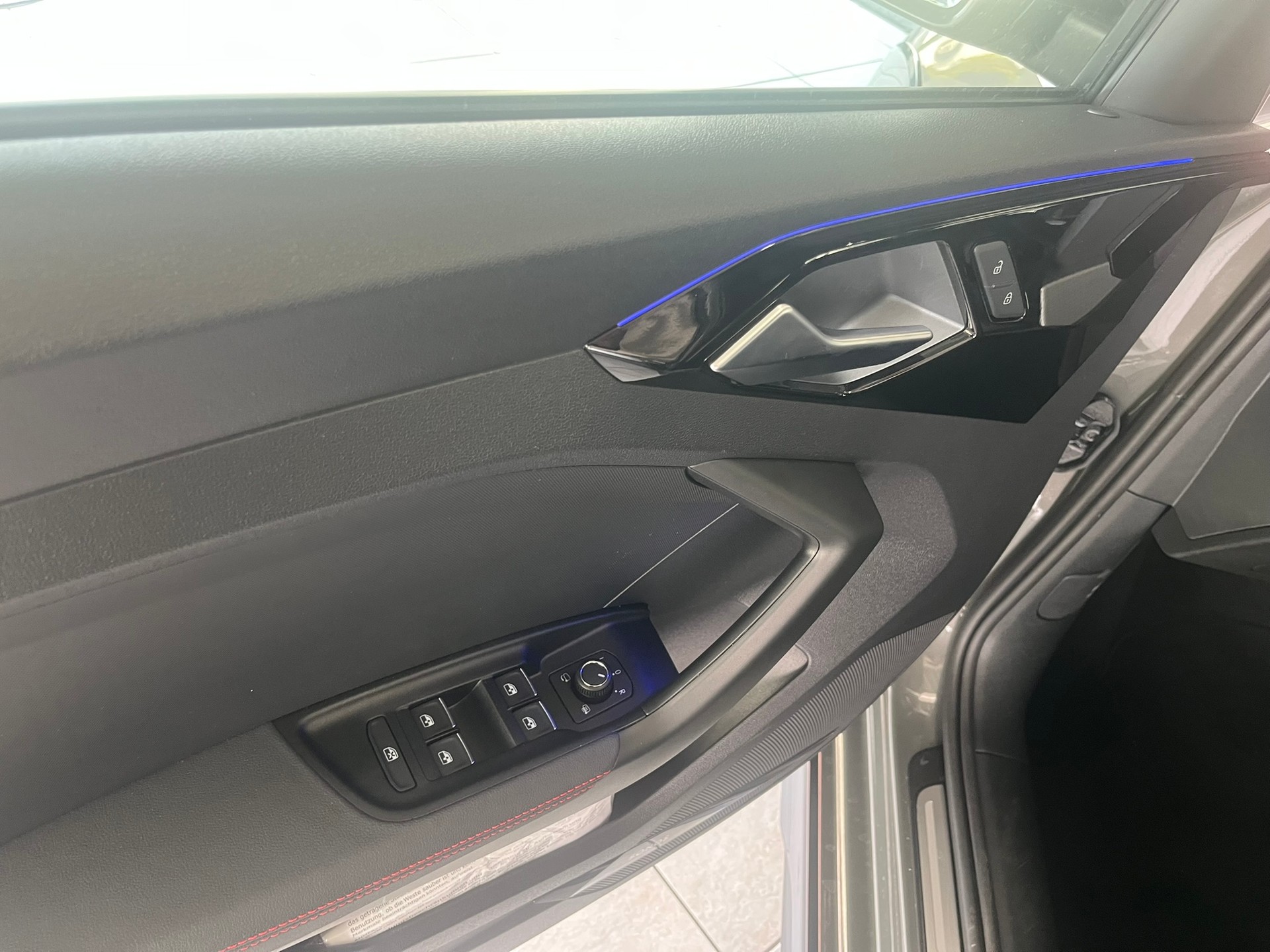 AUDI A1 allstreet 35 TFSI S-tronic-image-14