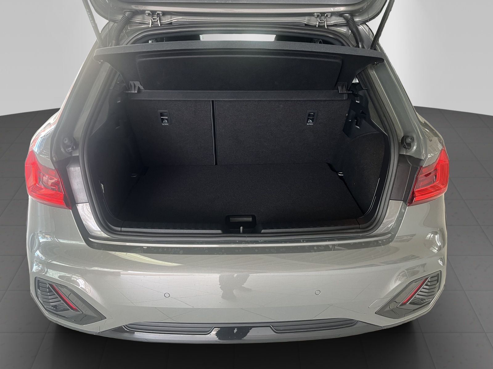 AUDI A1 allstreet 35 TFSI S-tronic-image-9