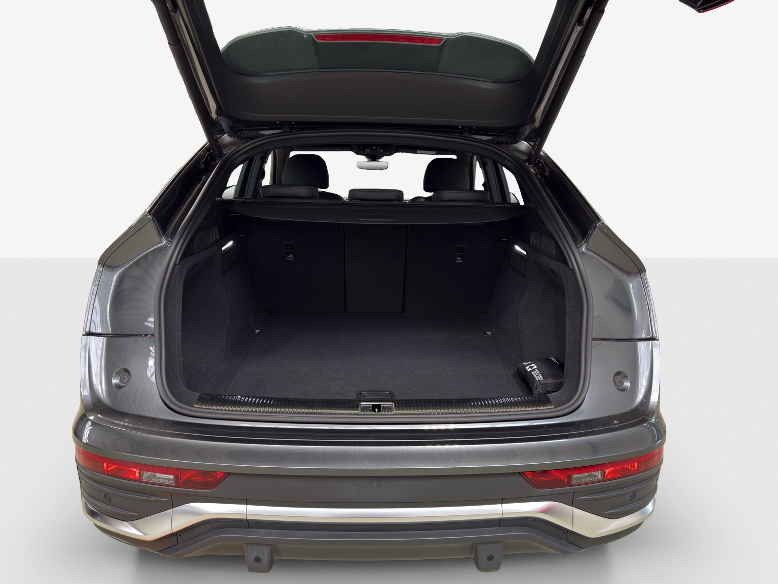 AUDI Q5 Sportback 40 TDI S line quattro S-tronic-image-12