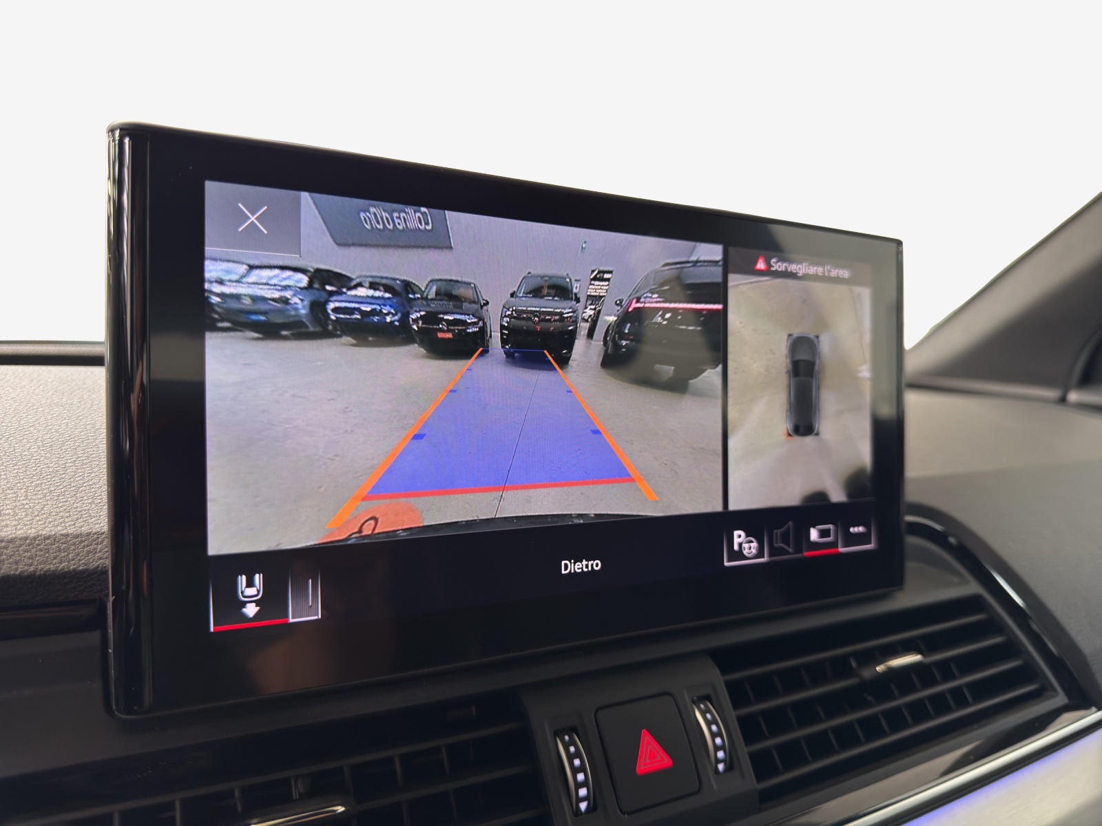 AUDI Q5 Sportback 40 TDI S line quattro S-tronic-image-14