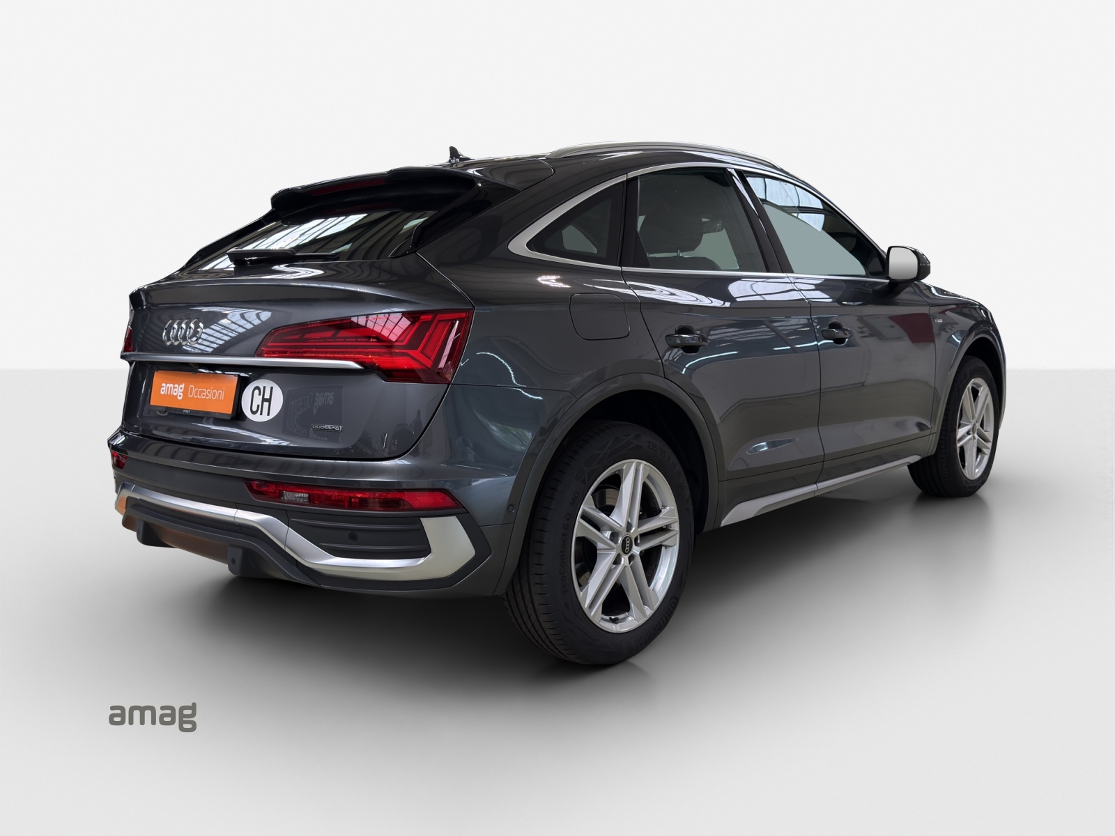 AUDI Q5 Sportback 40 TDI S line quattro S-tronic-image-4