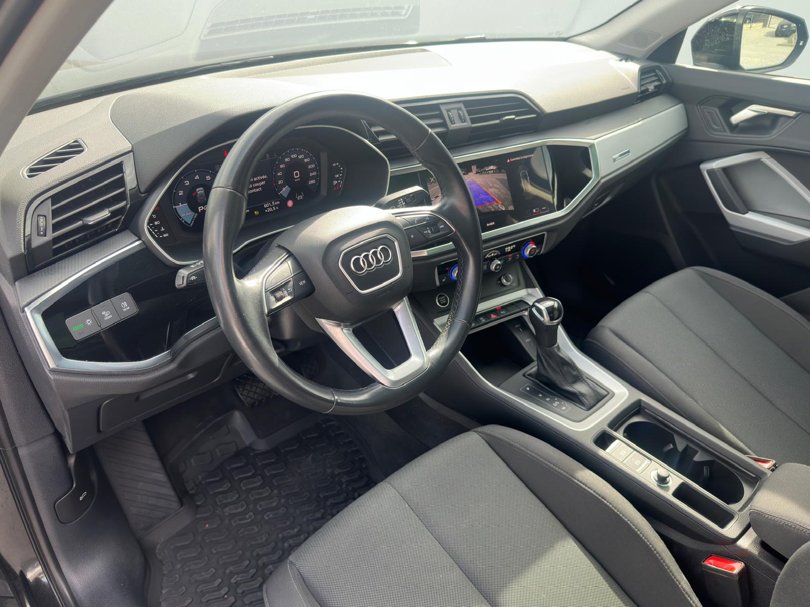 AUDI Q3 Sportback 35 TFSI S line Attraction S-tronic-image-10