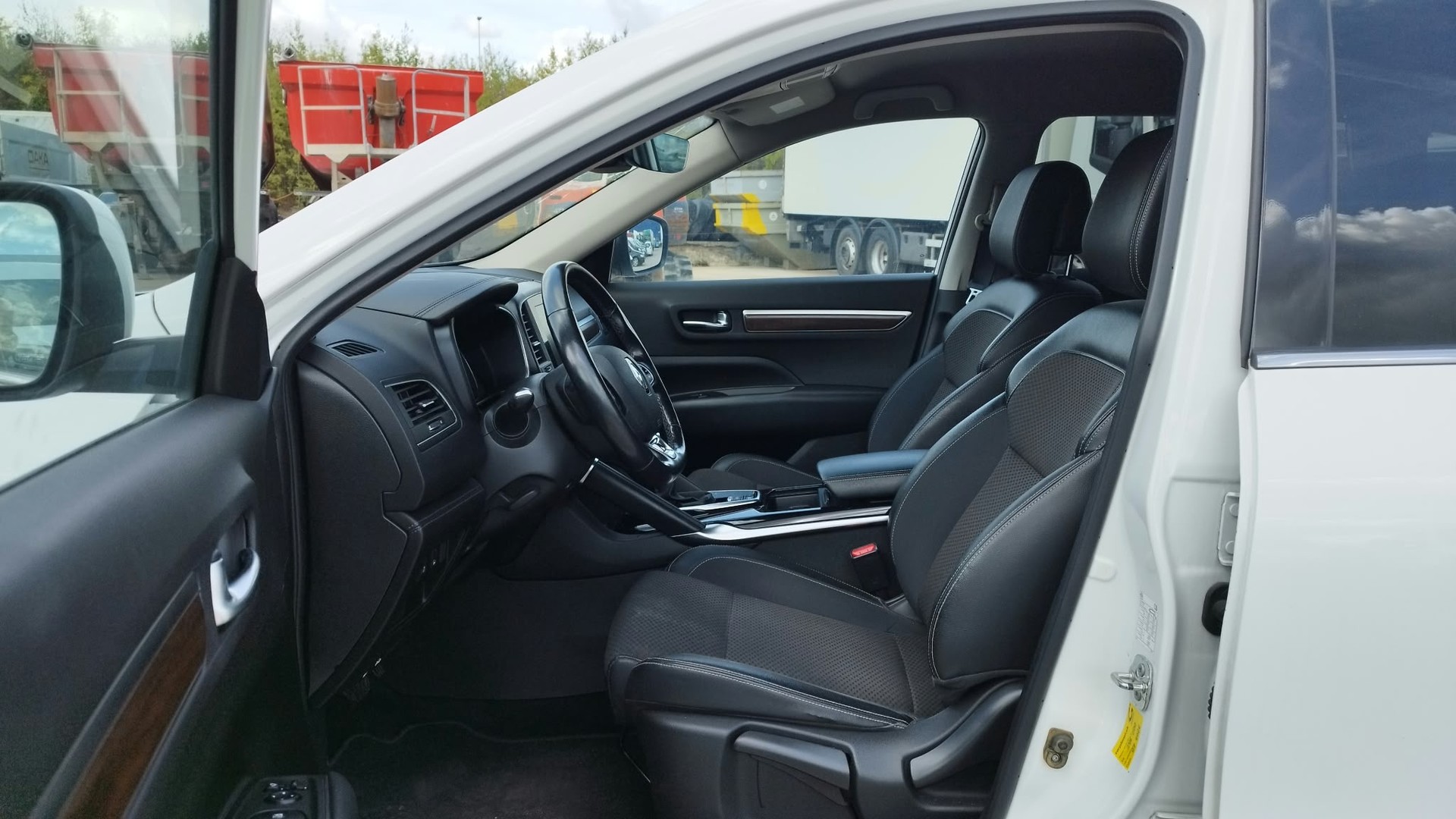 RENAULT Koleos 2.0 dCi Zen 4WD Xtronic CVT-image-11