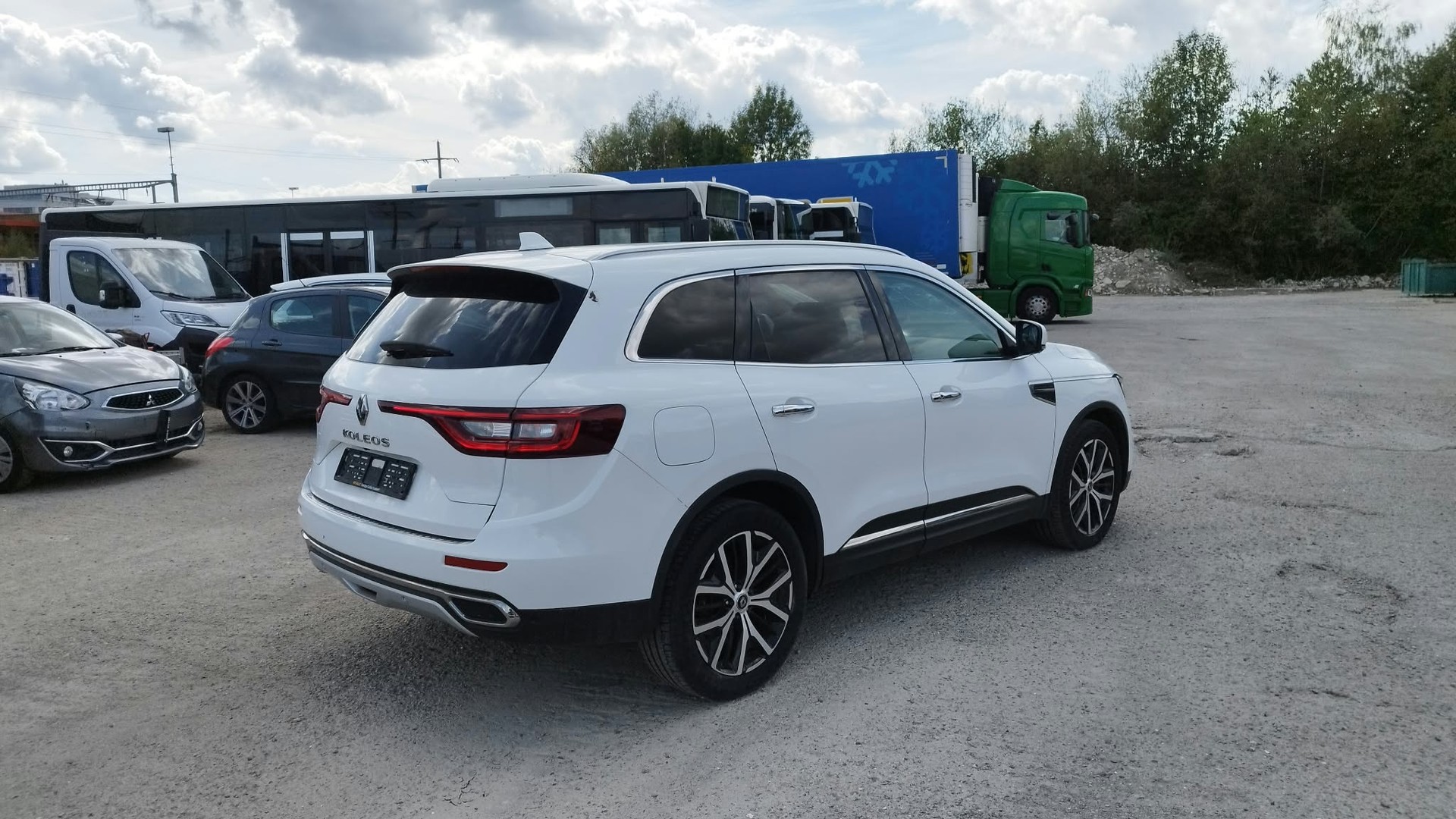 RENAULT Koleos 2.0 dCi Zen 4WD Xtronic CVT-image-2