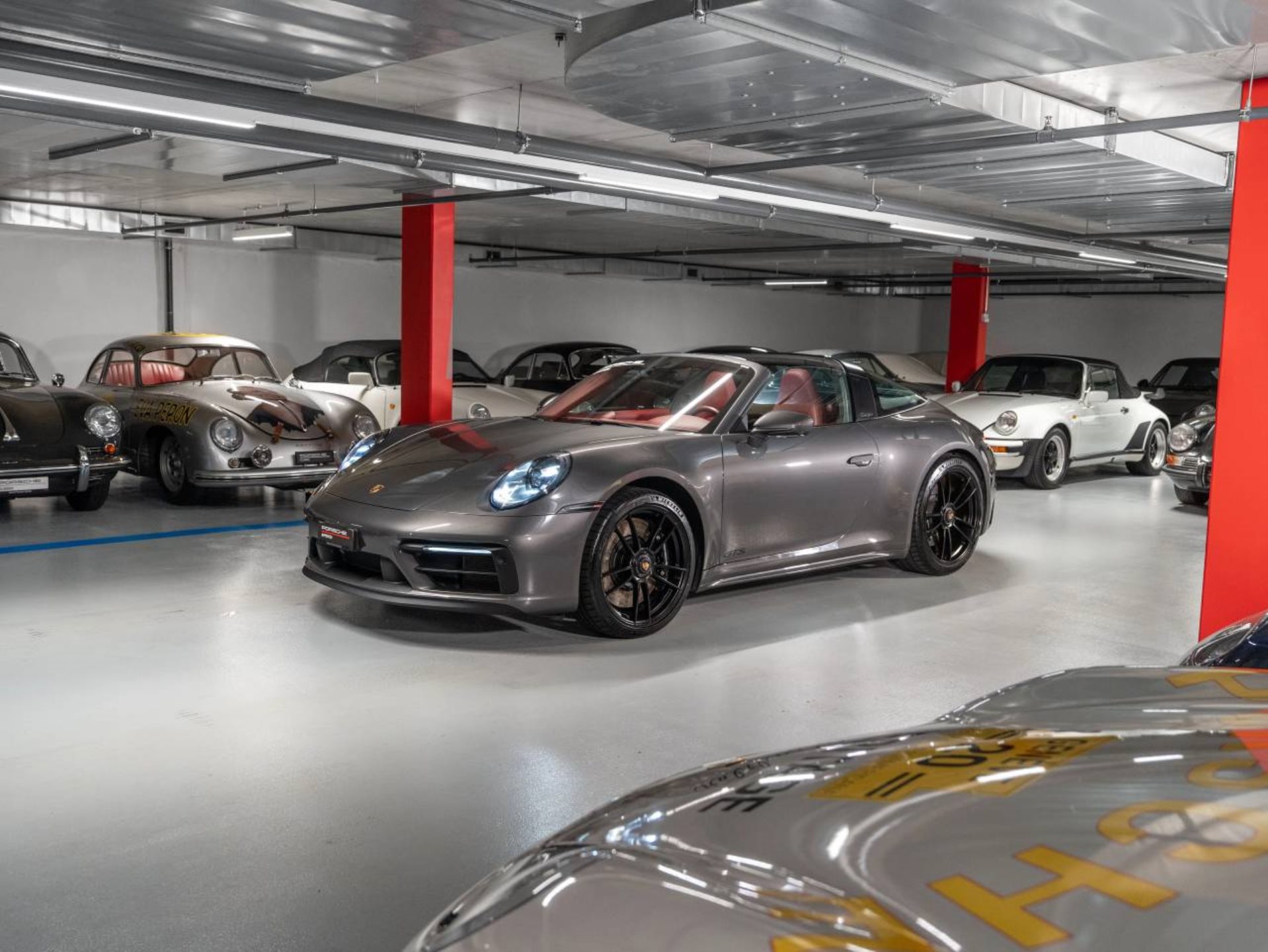 PORSCHE 911 Targa 4 GTS