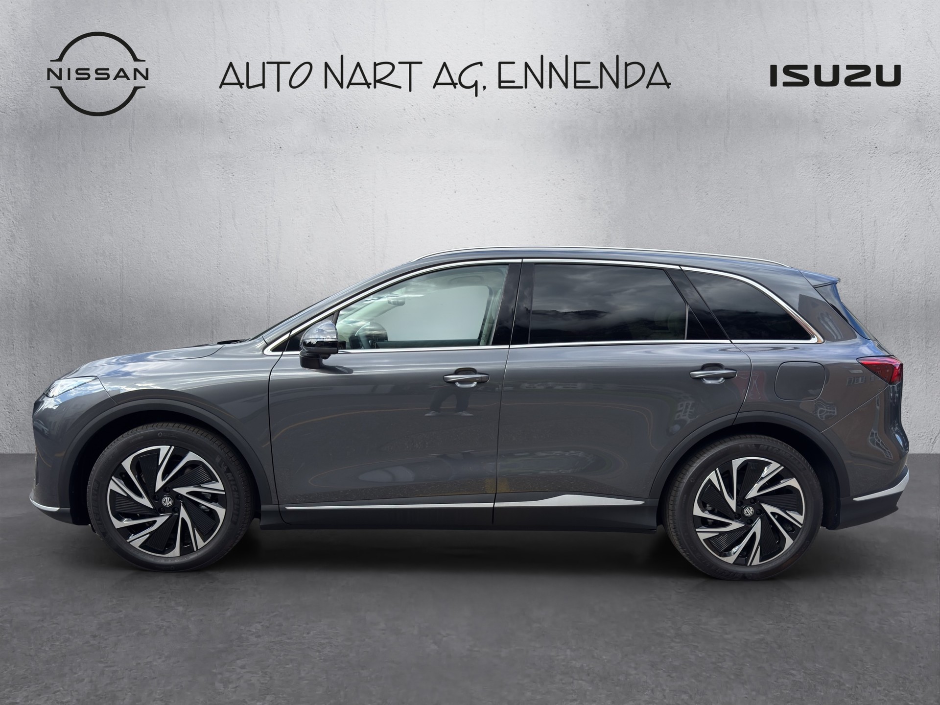 MG S6 EV 77kWh Luxury AWD-showroom-element-1