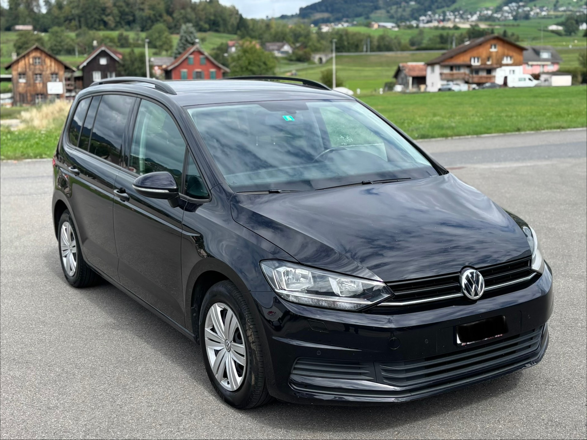 VW TOURAN 1.6TDI DSG 7 PLATZ 2018-image-1