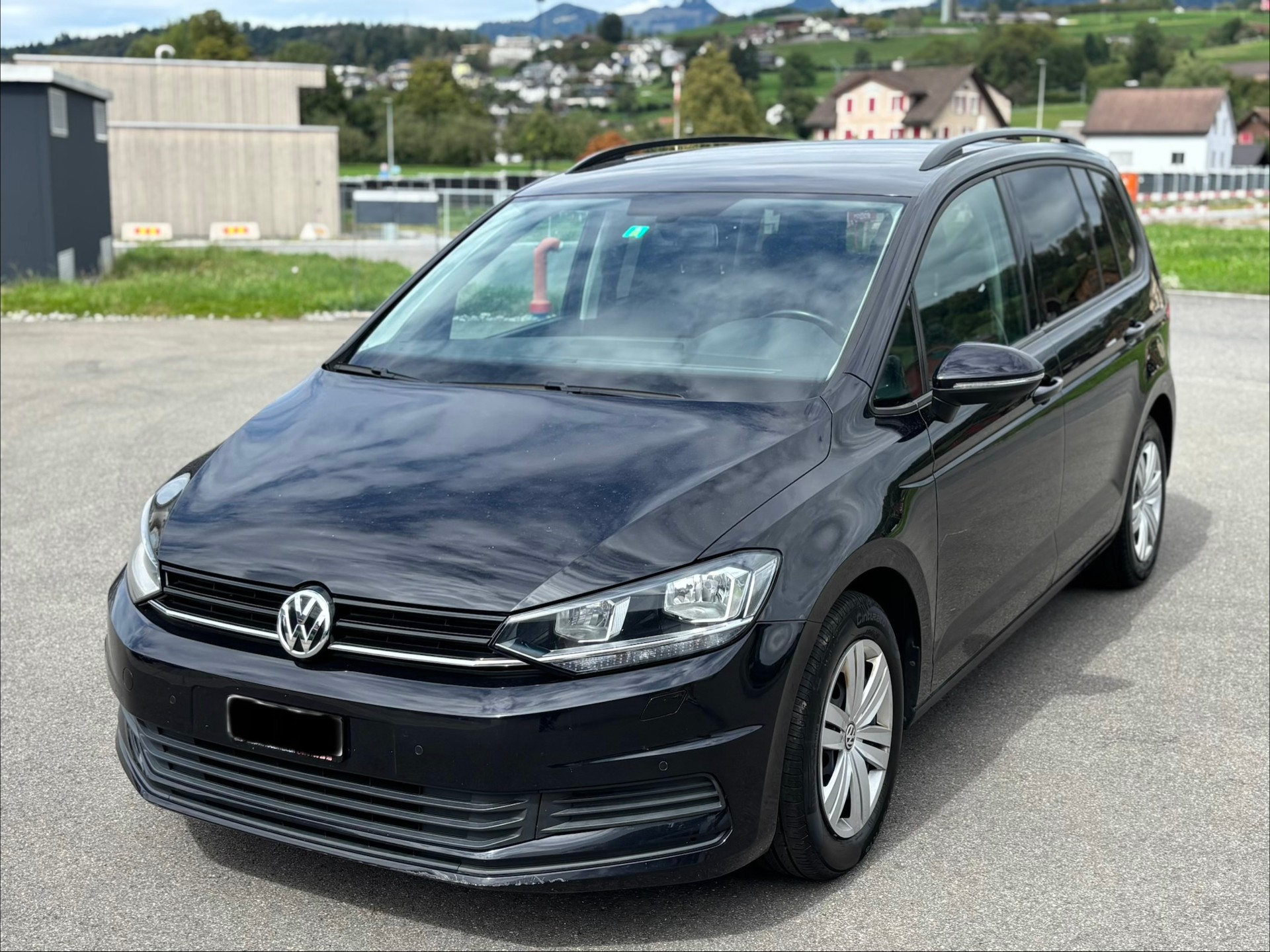 VW TOURAN 1.6TDI DSG 7 PLATZ 2018-image-0