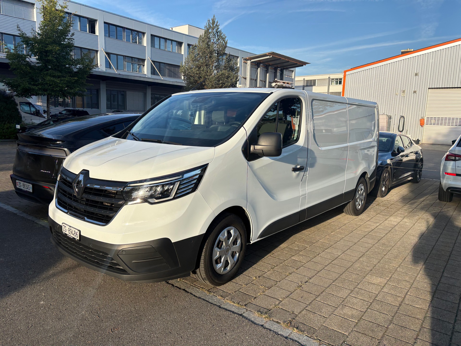 RENAULT 2.0 dCi Blue 150 Business-image-0