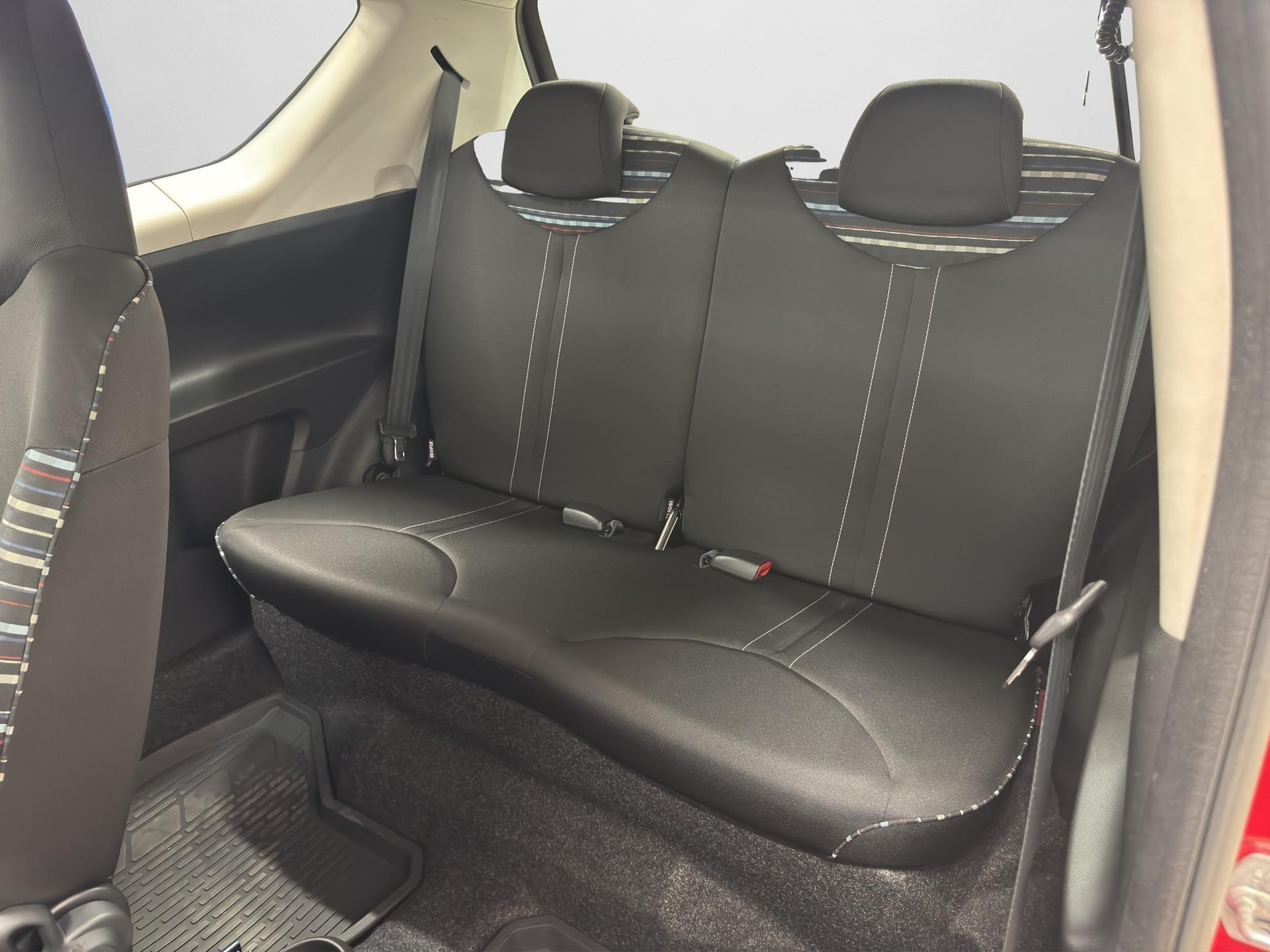 CITROEN Citroën C1 1.0i Attraction-image-11