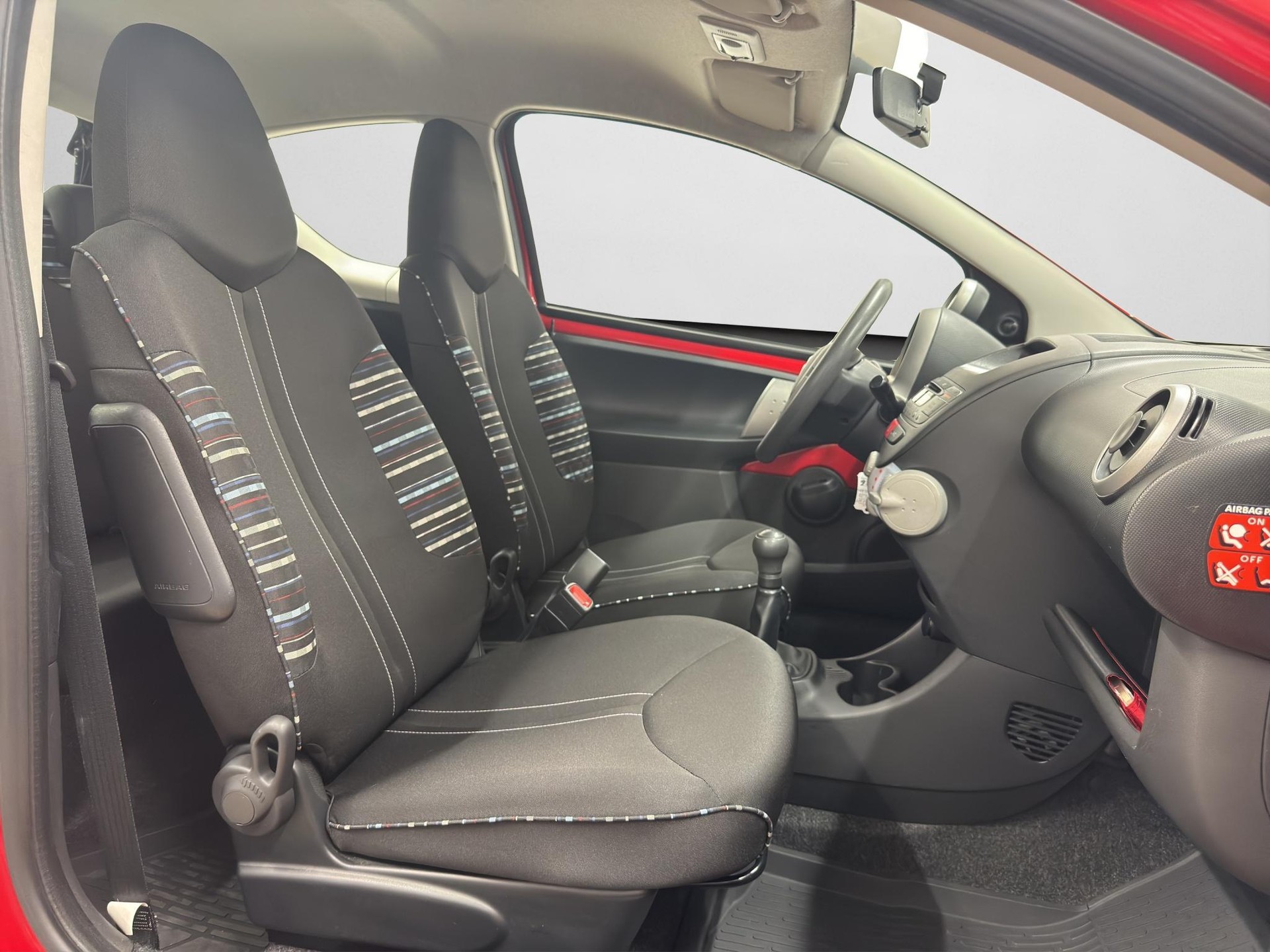 CITROEN Citroën C1 1.0i Attraction-image-9