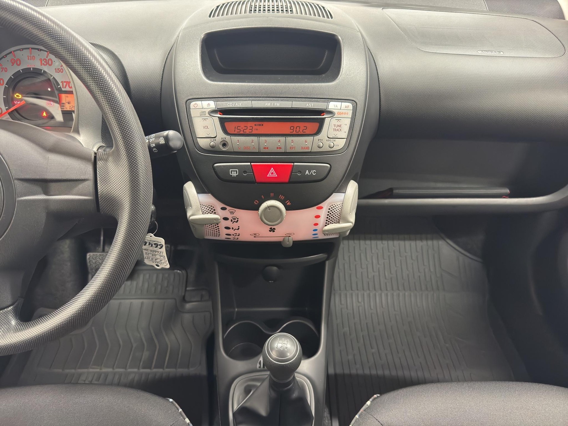 CITROEN Citroën C1 1.0i Attraction-image-6