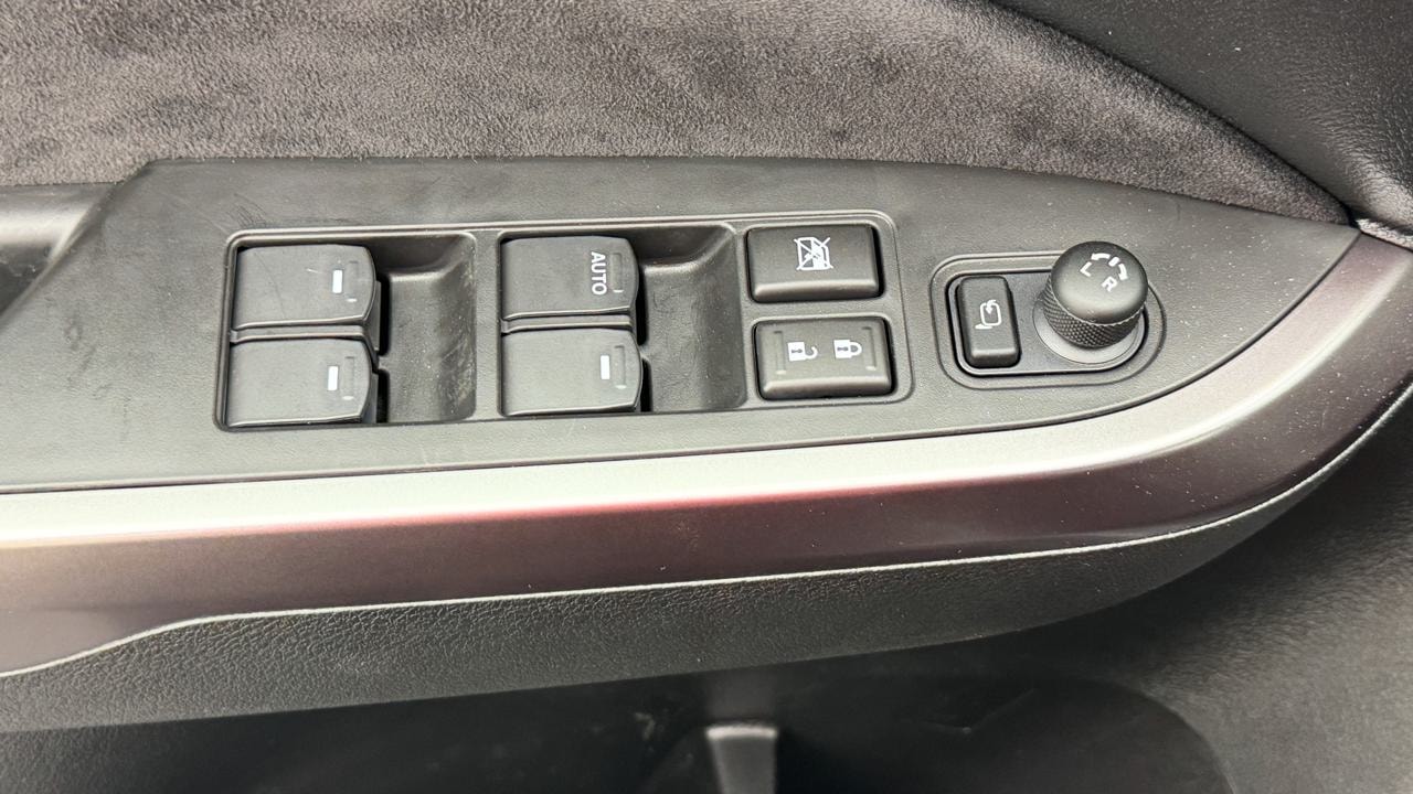 SUZUKI Vitara 1.4 Boosterjet Compact Top 4x4 Hybrid Automatic-image-8