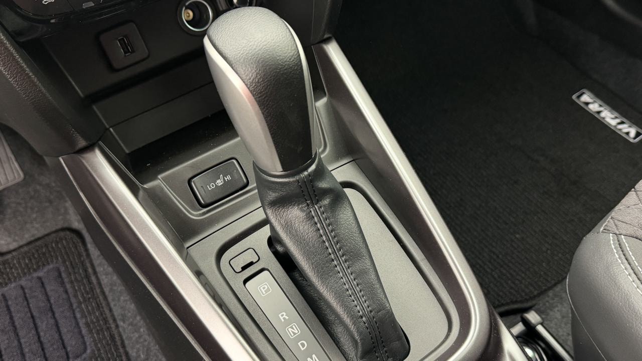 SUZUKI Vitara 1.4 Boosterjet Compact Top 4x4 Hybrid Automatic-image-10