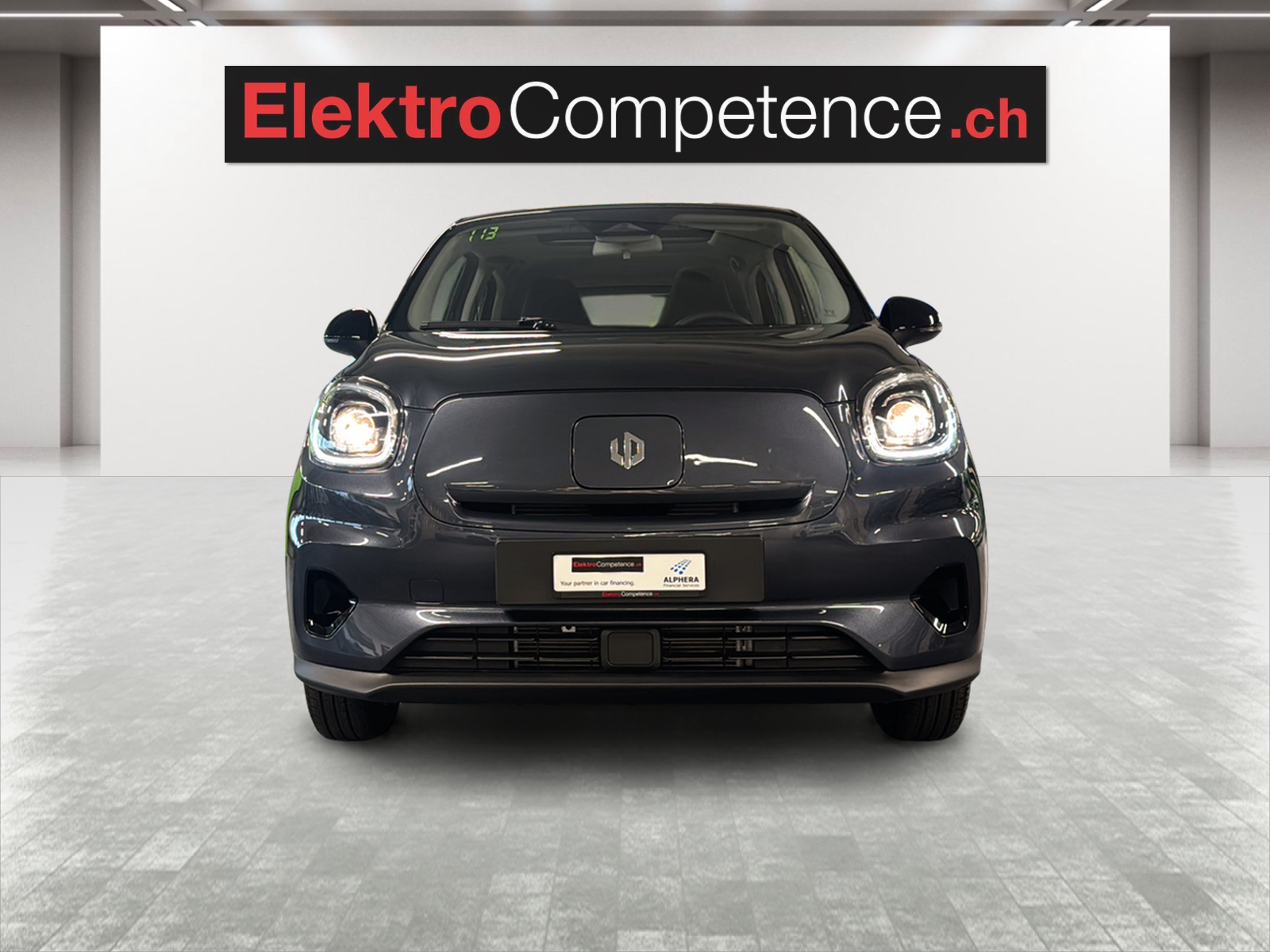 LEAPMOTOR T03 37kWh-showroom-element-1
