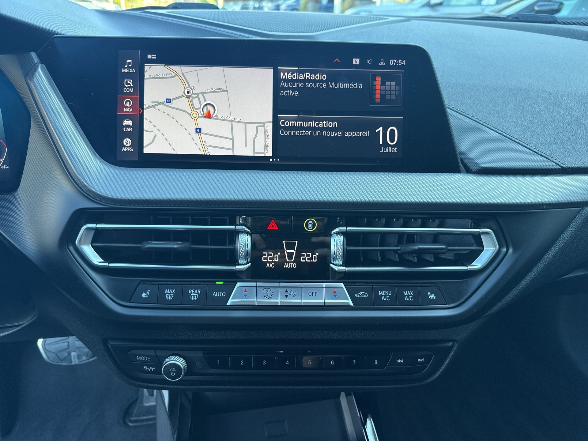 BMW 118i Pure M Sport Steptronic-image-10