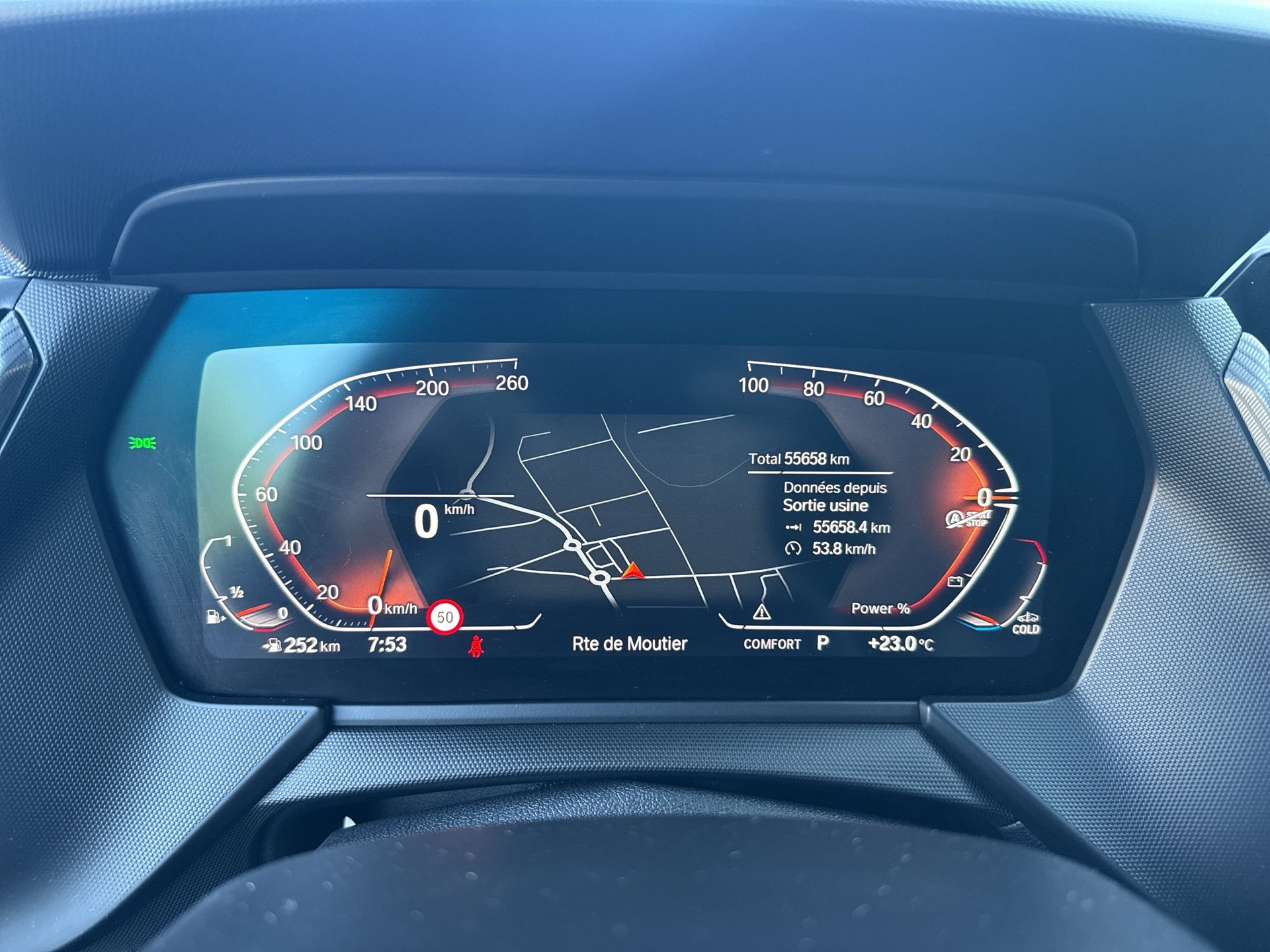 BMW 118i Pure M Sport Steptronic-image-13