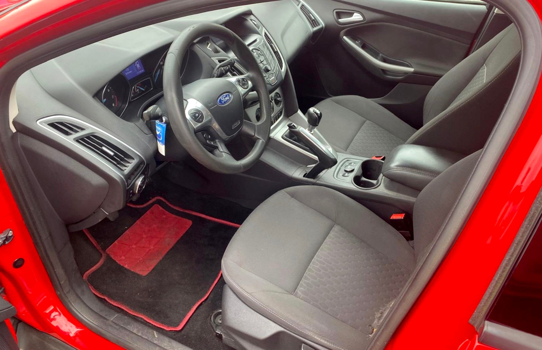 FORD Focus 1.0 SCTi Trend-image-7