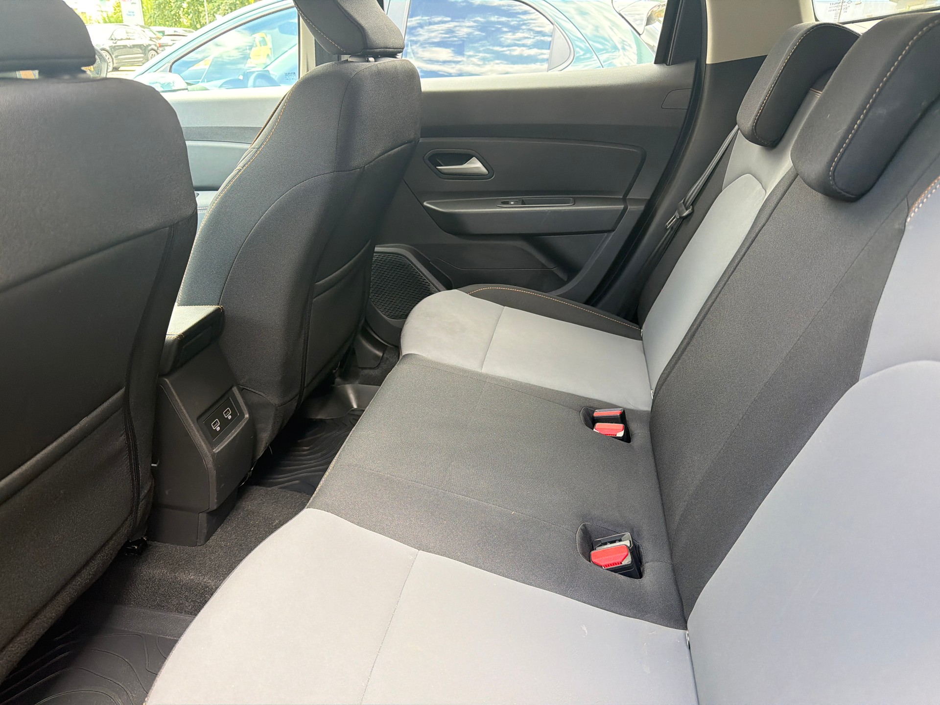DACIA Duster TCe 150 Extreme EDC 4x2-image-7