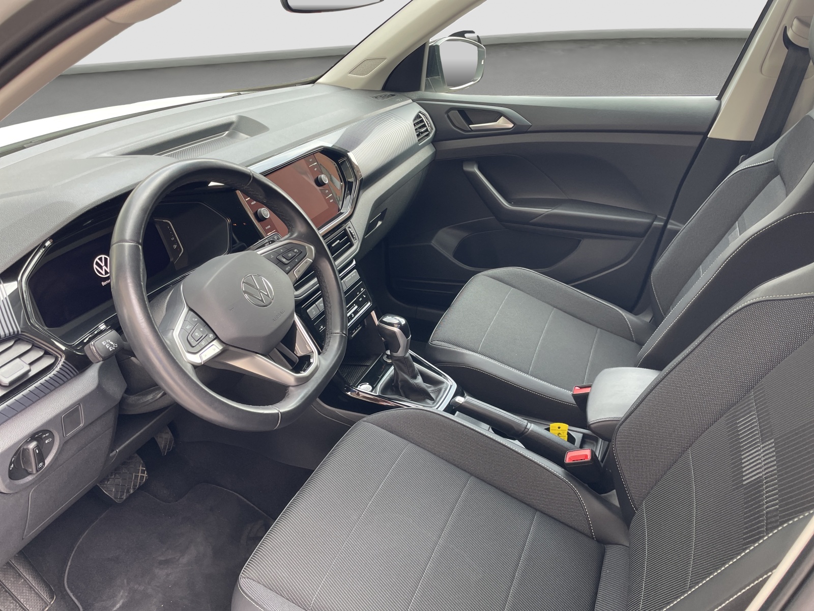 VW T-Cross 1.0 TSI Life DSG-image-7