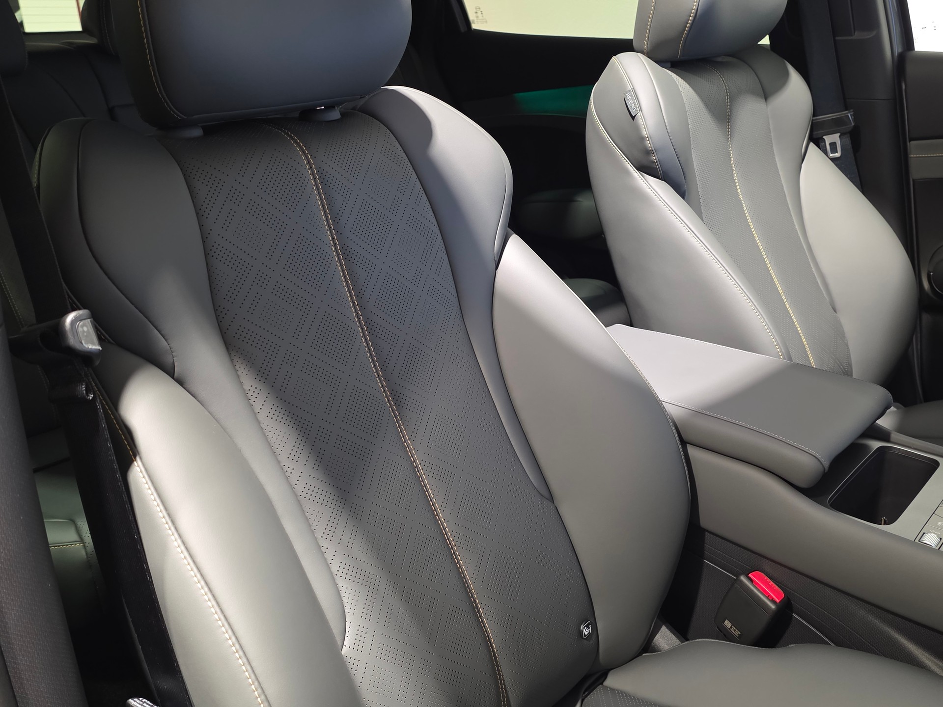 BYD Atto 3 EVO 74.8 kWh Excellence AWD-image-20