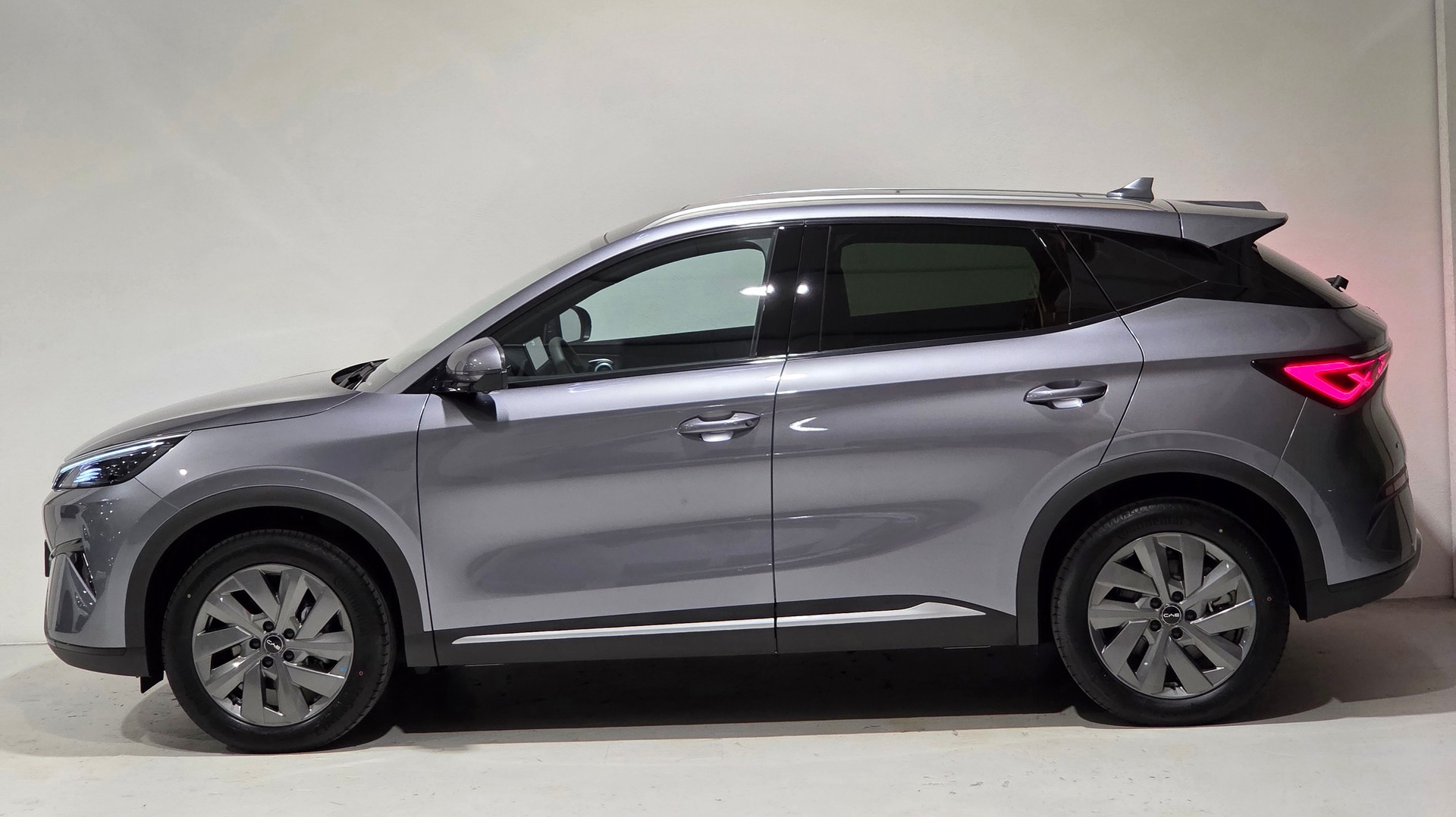 BYD Atto 3 EVO 74.8 kWh Excellence AWD-image-1