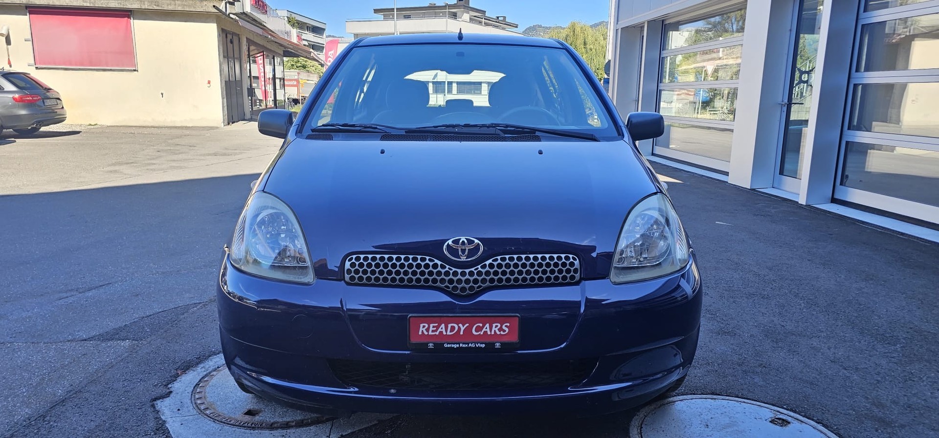 TOYOTA Yaris 1.3 Linea Sol-image-0