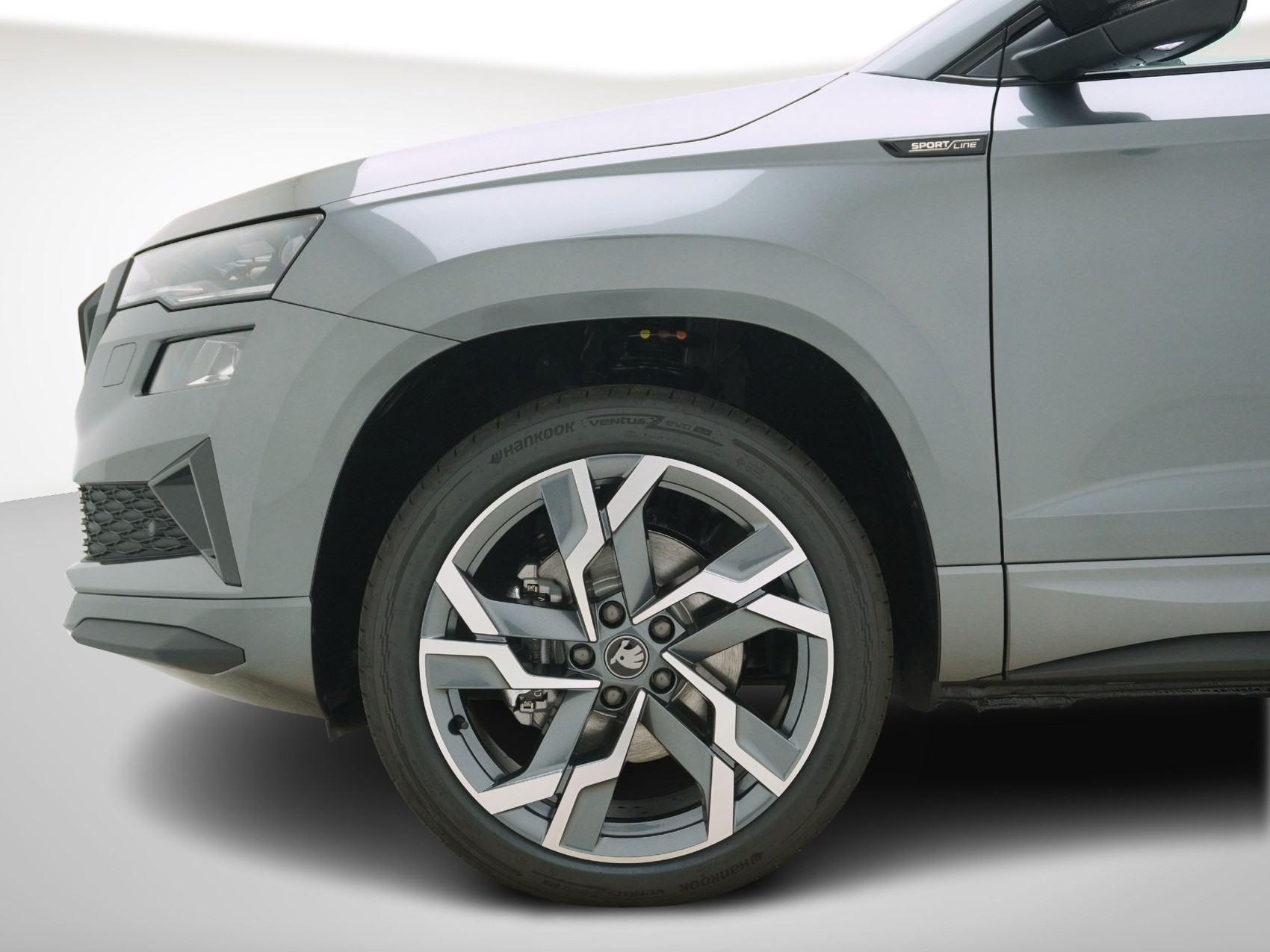 SKODA Karoq 2.0 TSI SportLine DSG 4x4-image-9