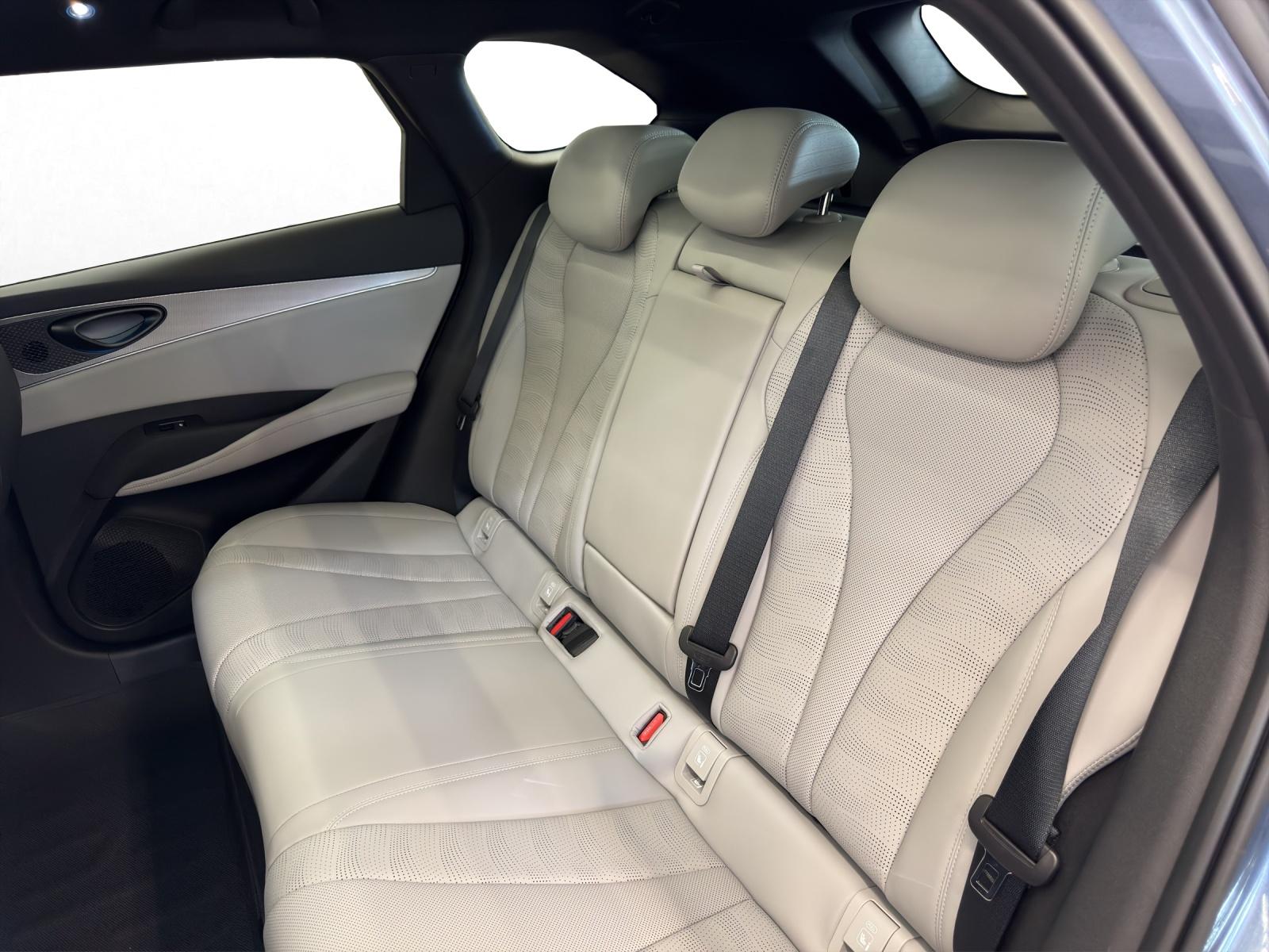 BYD Seal 6 DM-i Touring Comfort-image-19