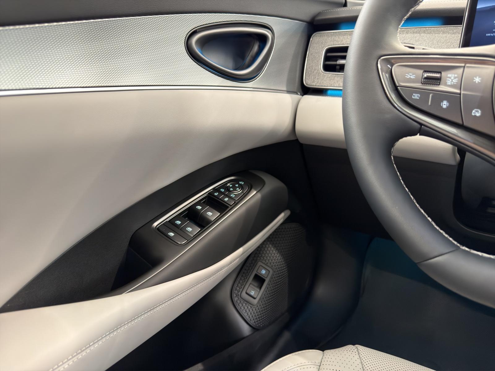 BYD Seal 6 DM-i Touring Comfort-image-15