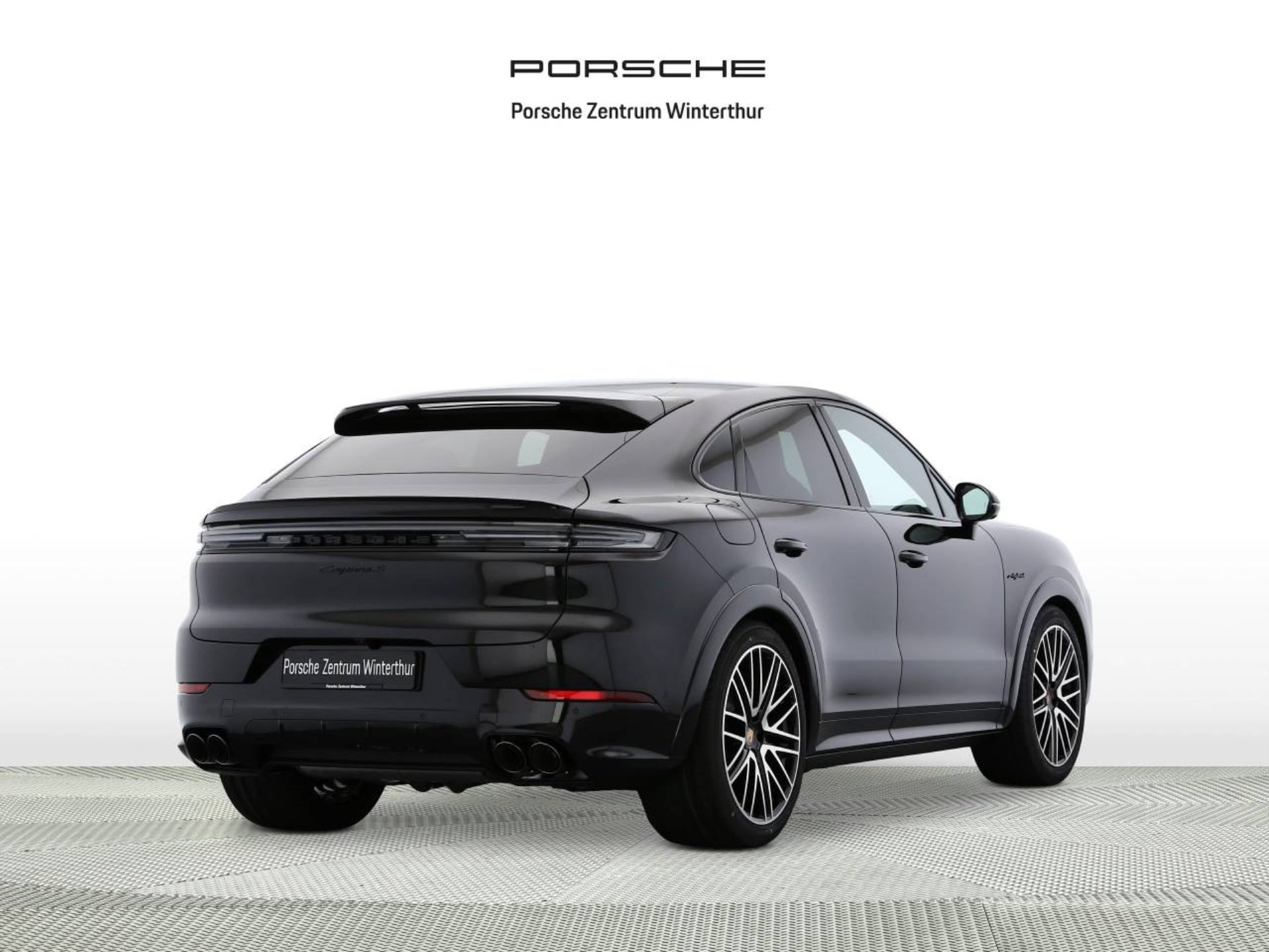 PORSCHE Cayenne S E-Hybrid Coupé Black Edition-image-2