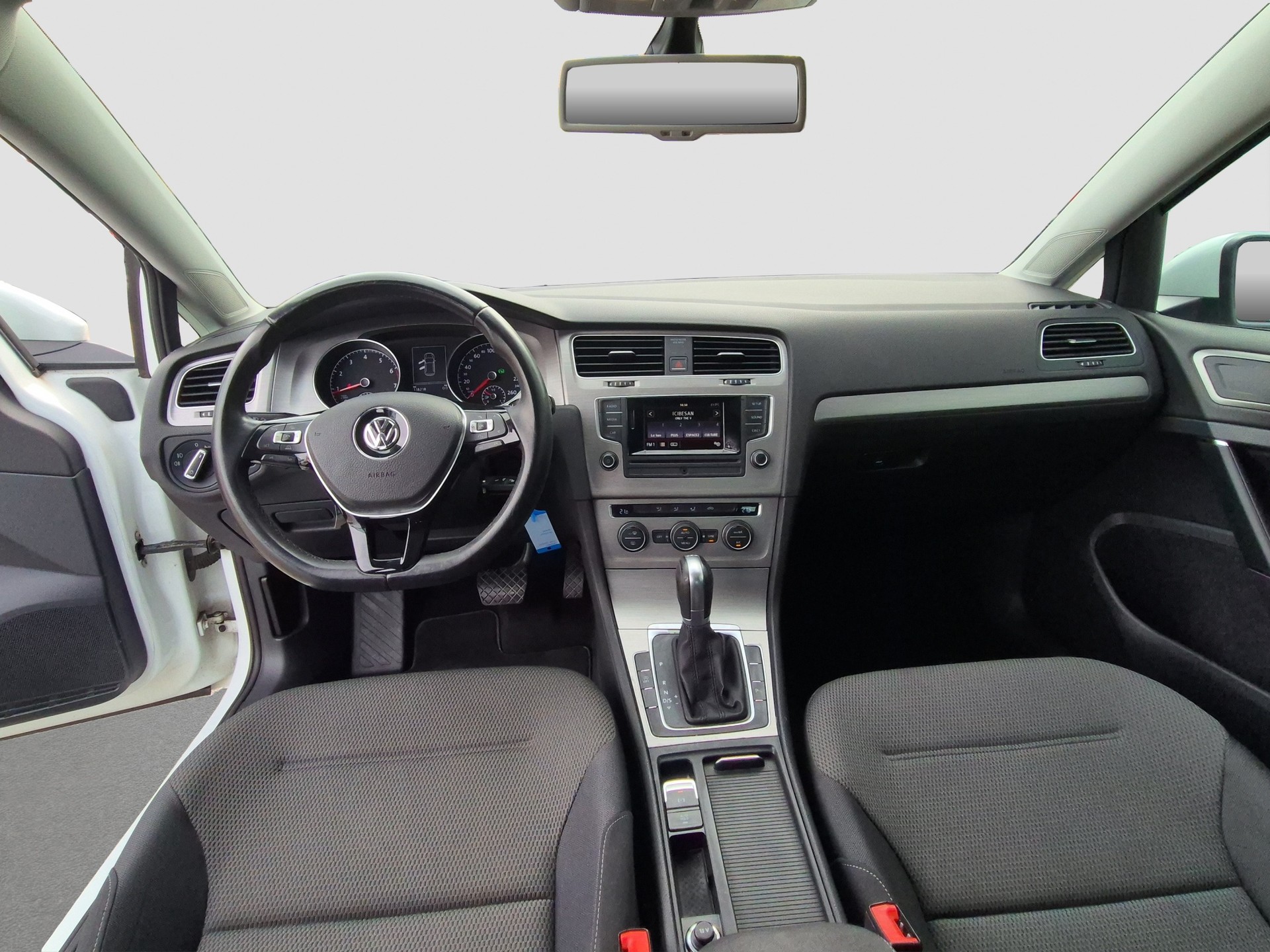 VW Golf 1.2 TSI Comfortline DSG-image-9