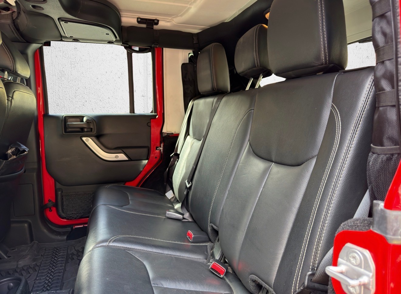 JEEP Wrangler 3.6 Unlimited Sahara Automatic hardtop-image-10