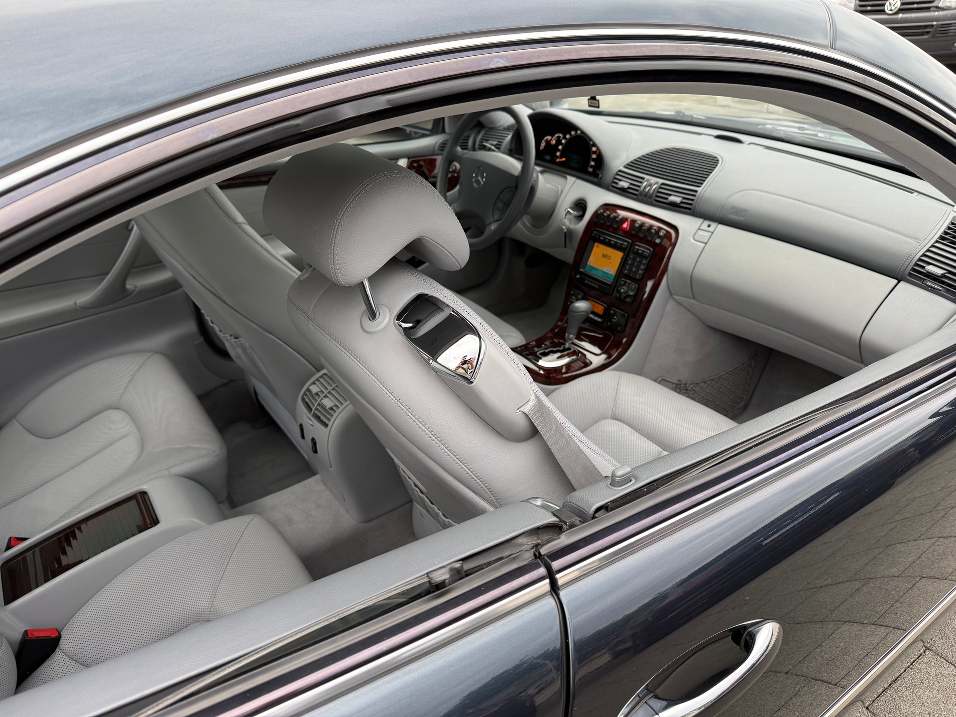MERCEDES-BENZ CL 500 Automatic-image-4