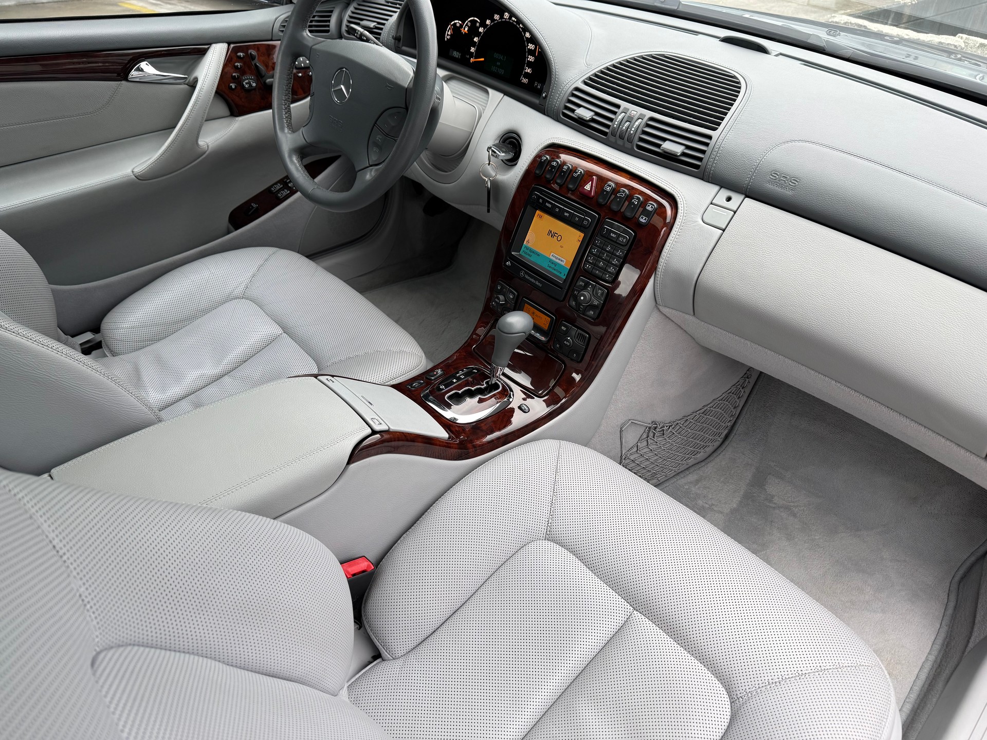 MERCEDES-BENZ CL 500 Automatic-image-7