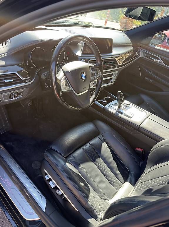 BMW 730Ld Business Modell Steptronic-image-4