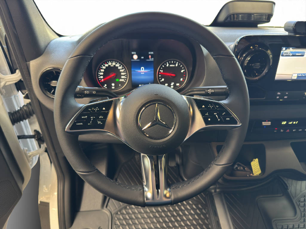 MERCEDES-BENZ Sprinter 319 CDI Pro KA WORKER 4x4-image-12