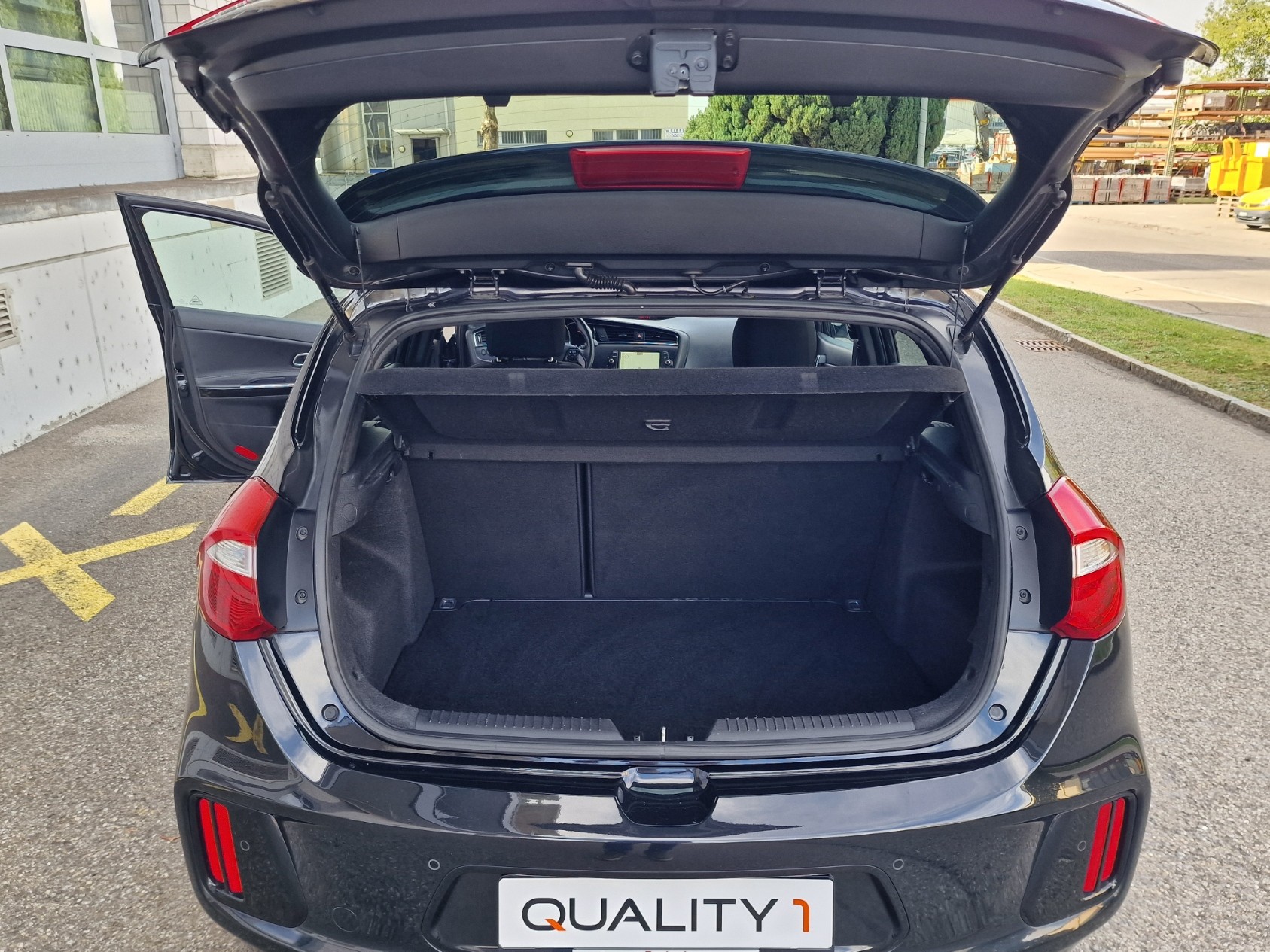 KIA Cee'd 1.6 CRDi GT Line DCT-image-13