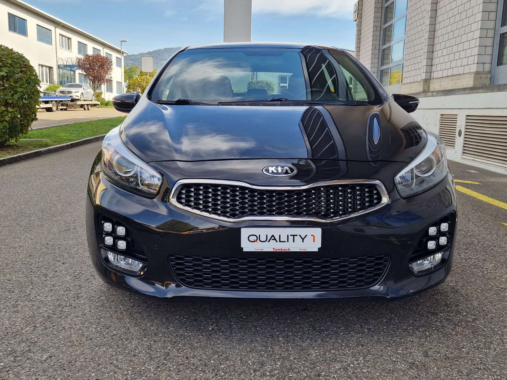 KIA Cee'd 1.6 CRDi GT Line DCT-image-2