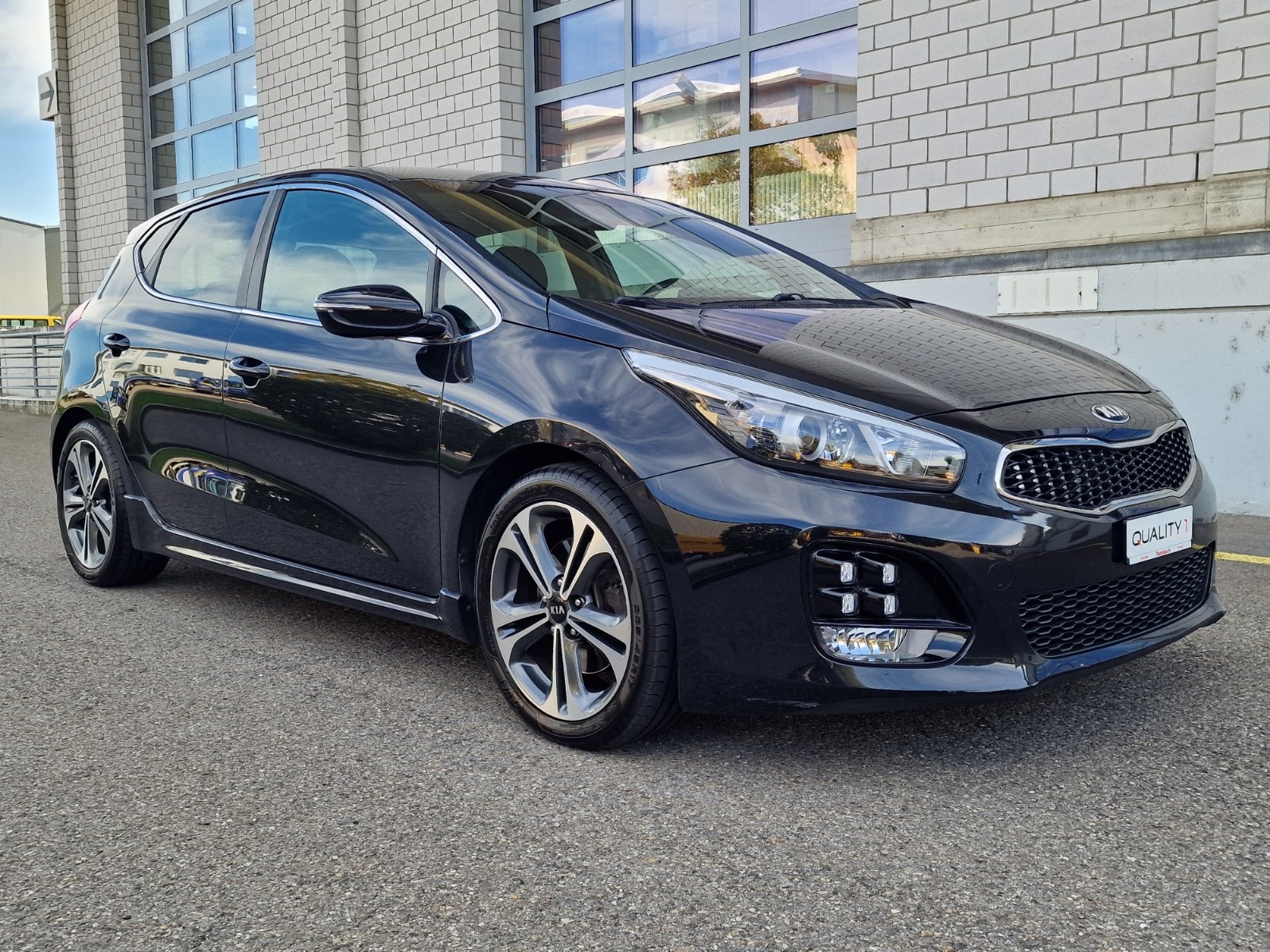 KIA Cee'd 1.6 CRDi GT Line DCT-image-0