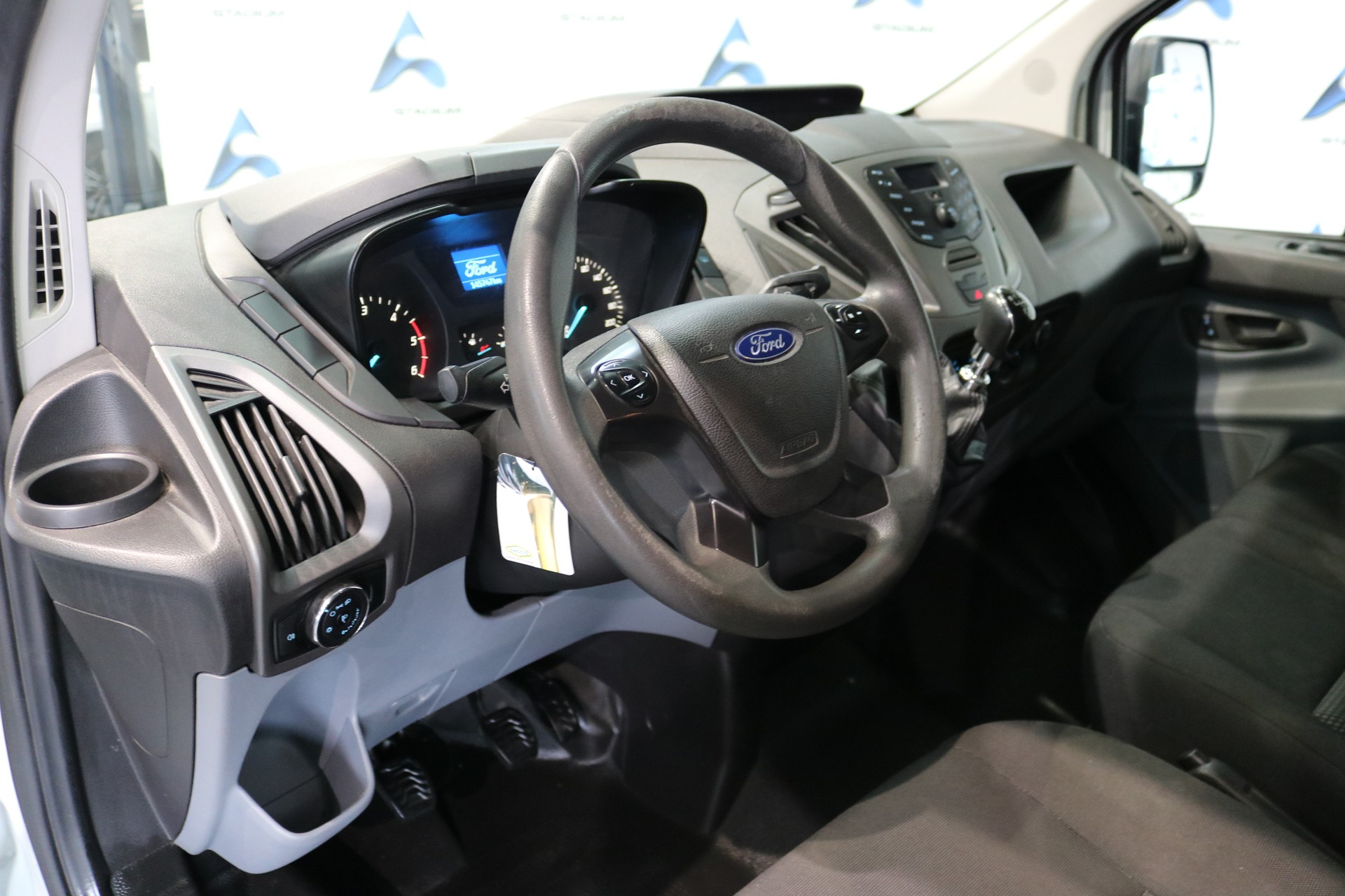 FORD Transit Custom Van 250 L1H1 Startup-showroom-element-1