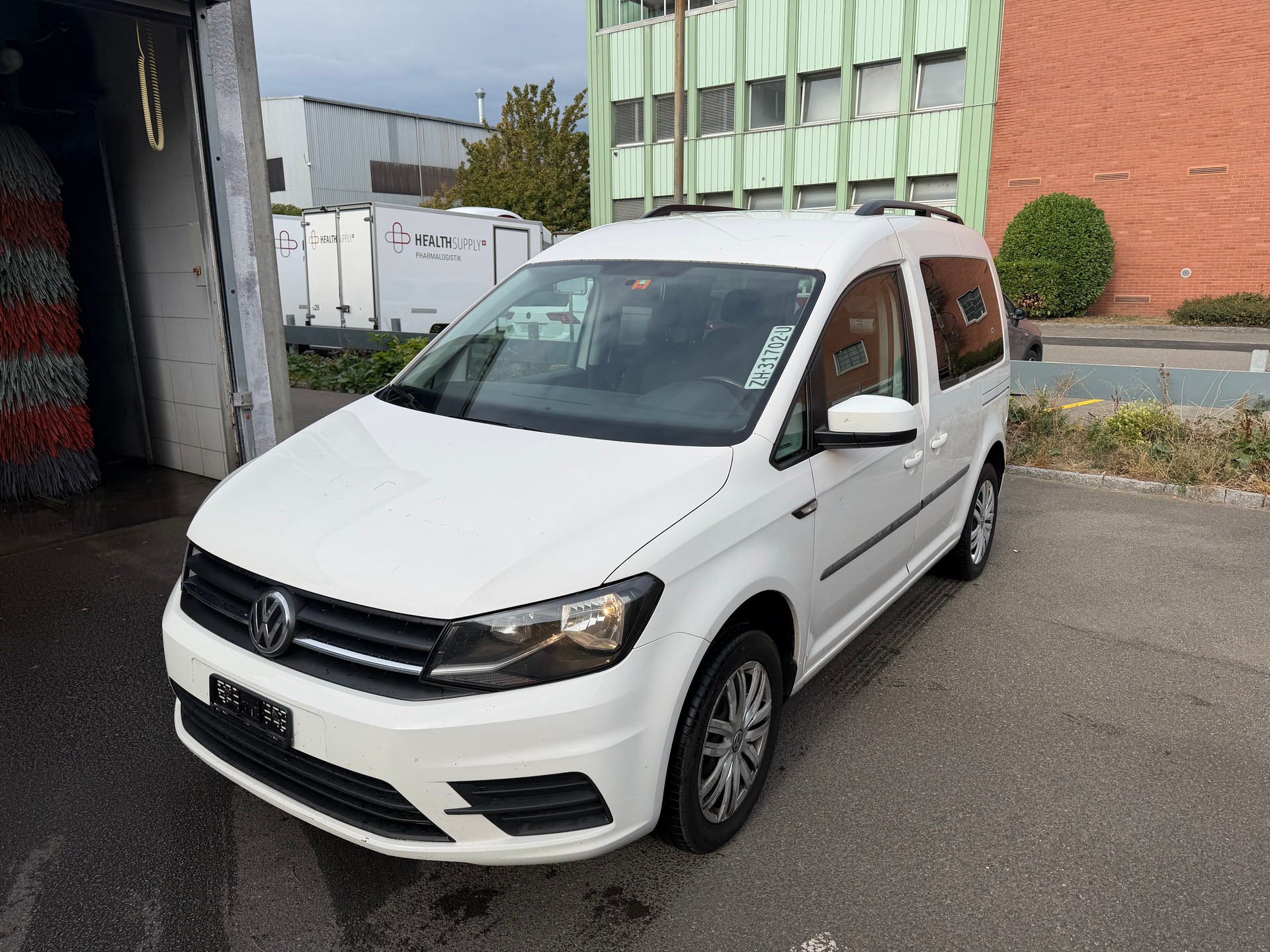 VW Caddy 1.4 TSI Comfortline DSG-image-0