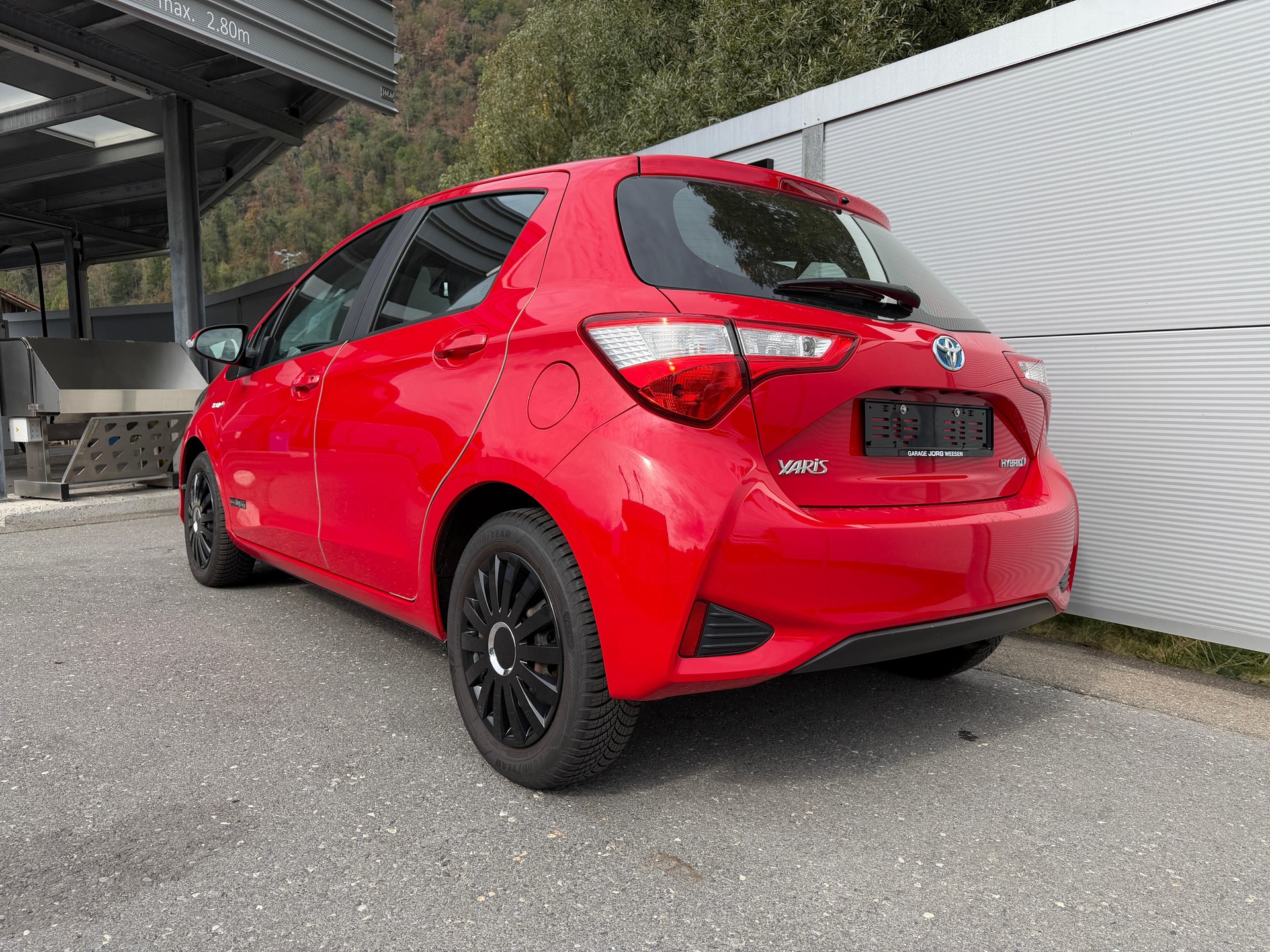TOYOTA Yaris 1.5 VVT-i HSD Comfort-image-3