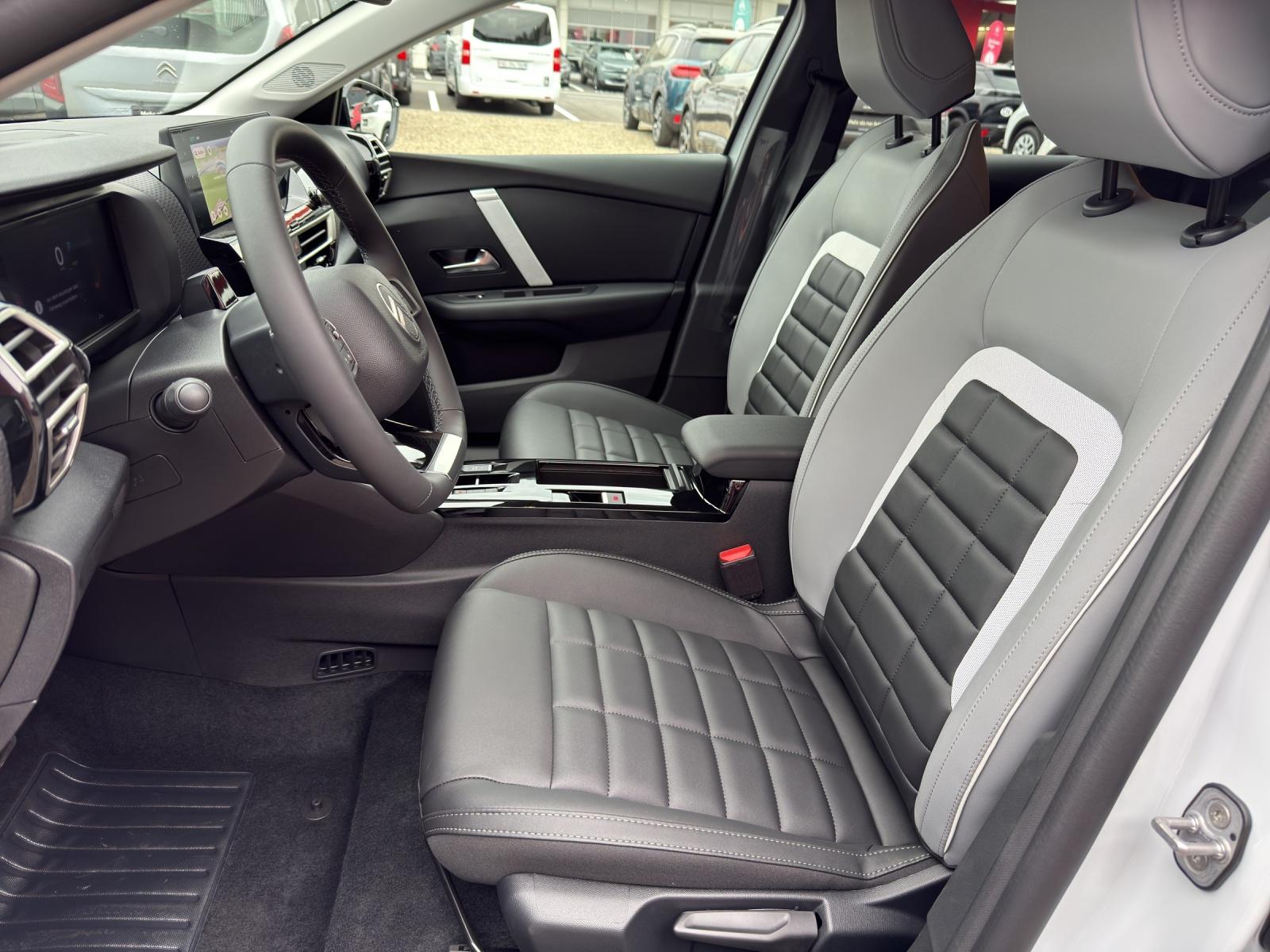 CITROEN Citroën e-C4 Max-image-4