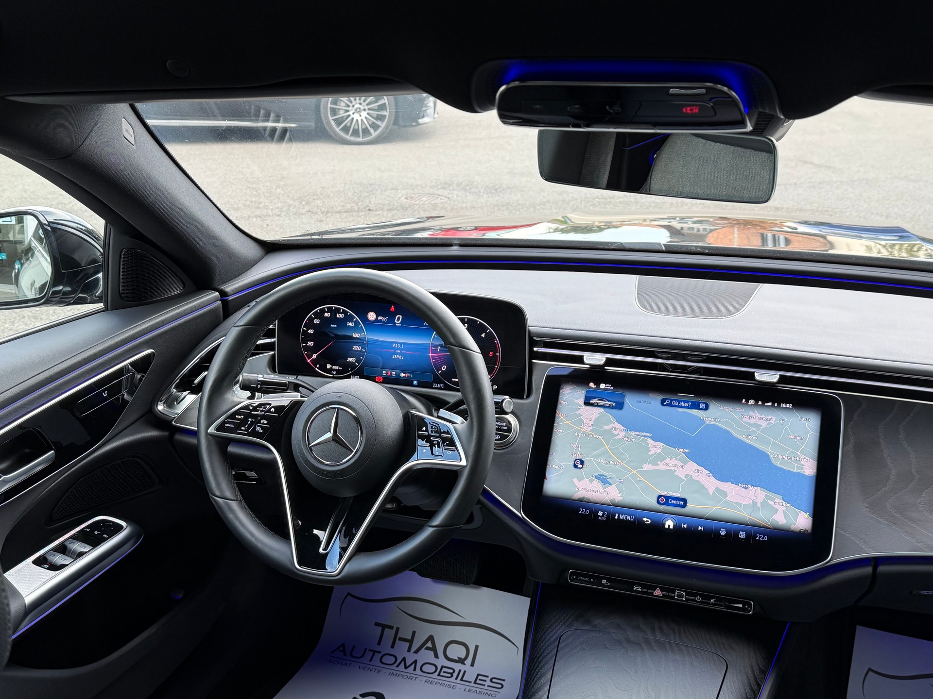 MERCEDES-BENZ E 220 d 4Matic 9G-Tronic-image-22