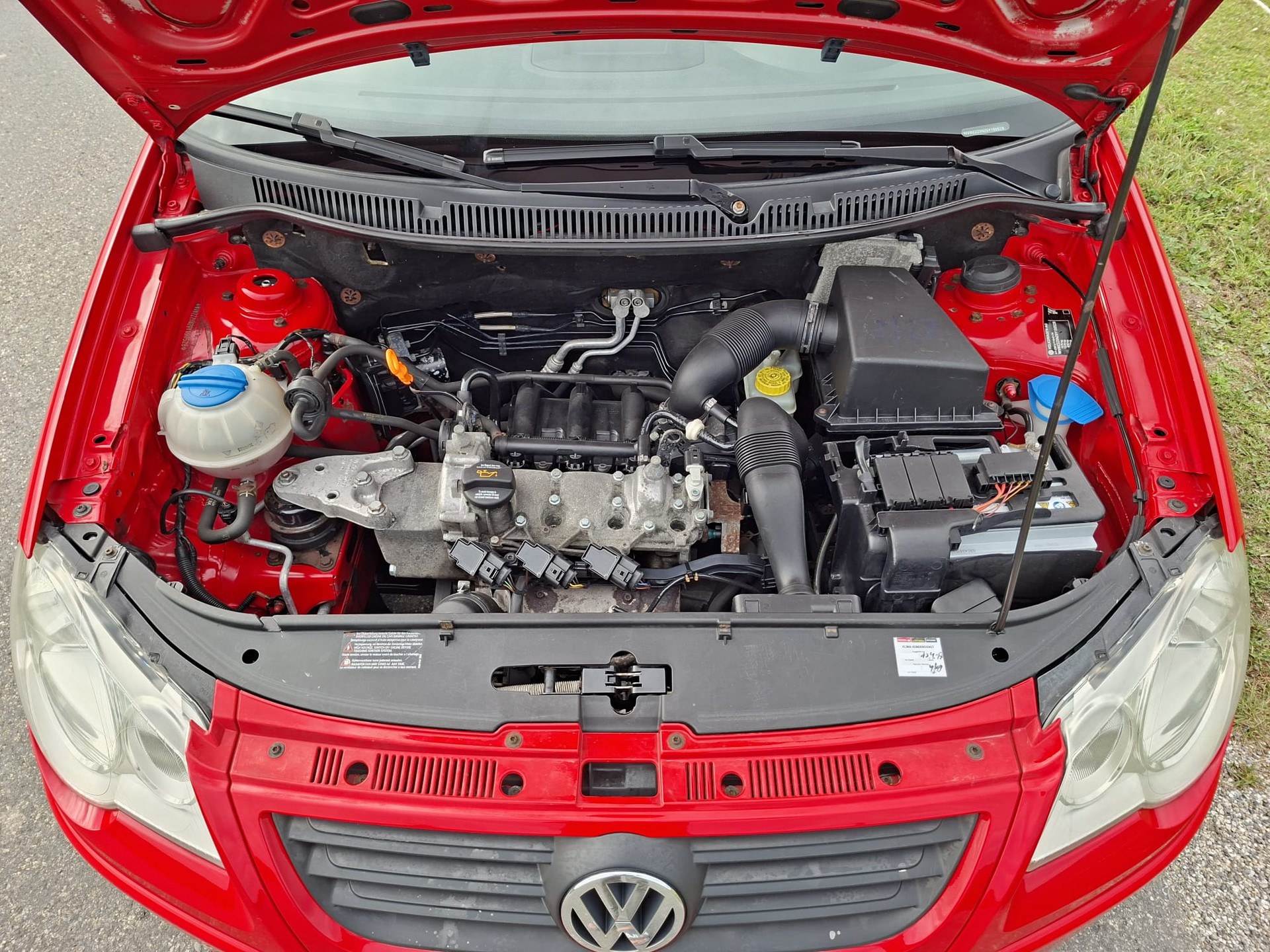 VW Polo 1.2 12V Trendline-image-11