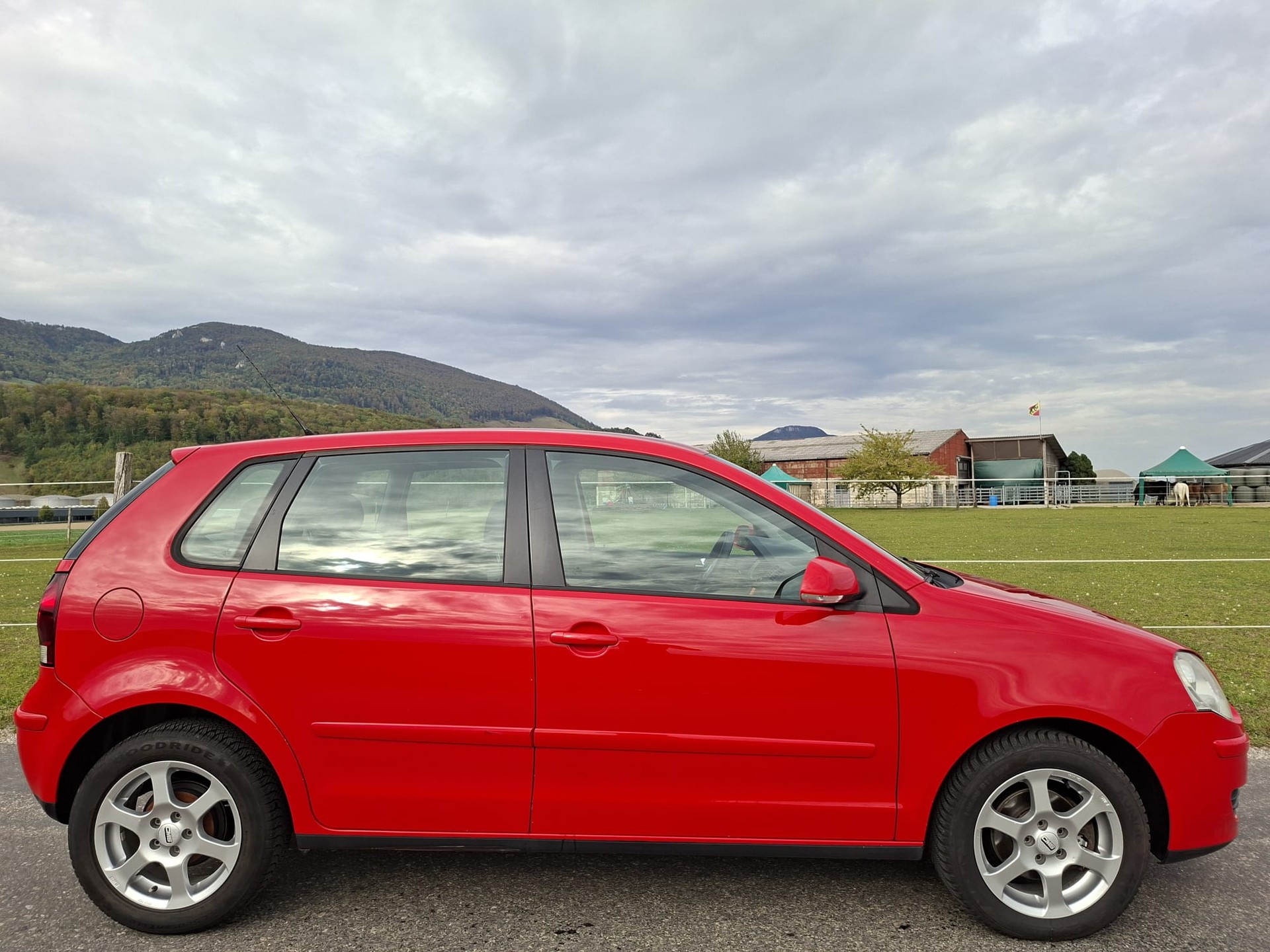 VW Polo 1.2 12V Trendline-image-4