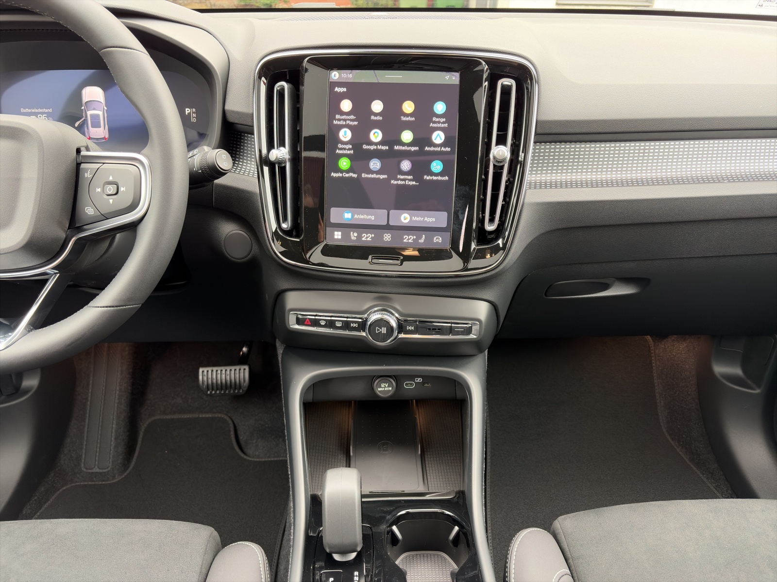 VOLVO EX40 Twin Black Edition AWD-image-9