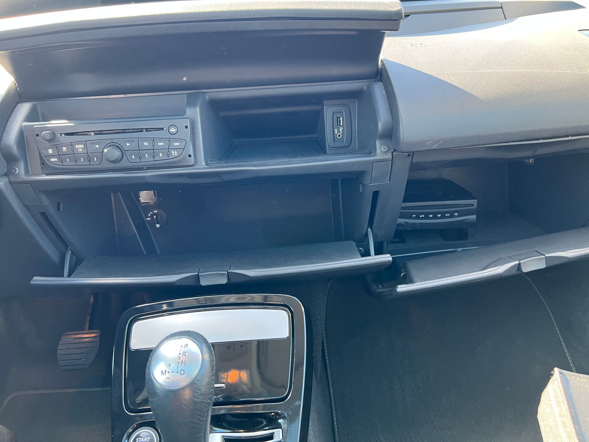 RENAULT Espace 2.0 dCi Dynamique Automatic-image-15