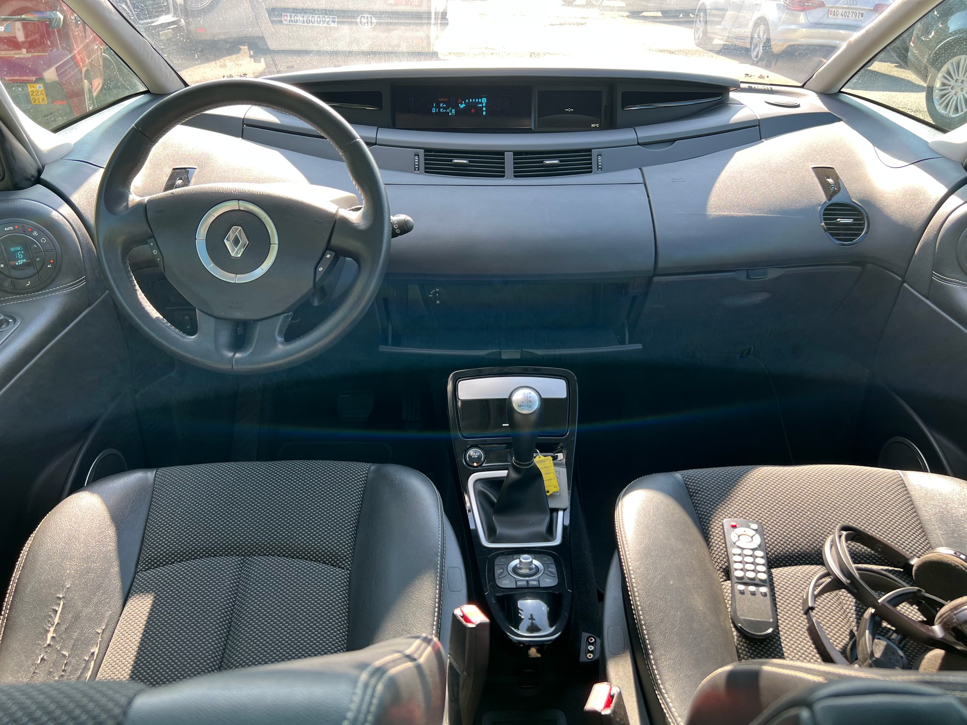 RENAULT Espace 2.0 dCi Dynamique Automatic-image-14